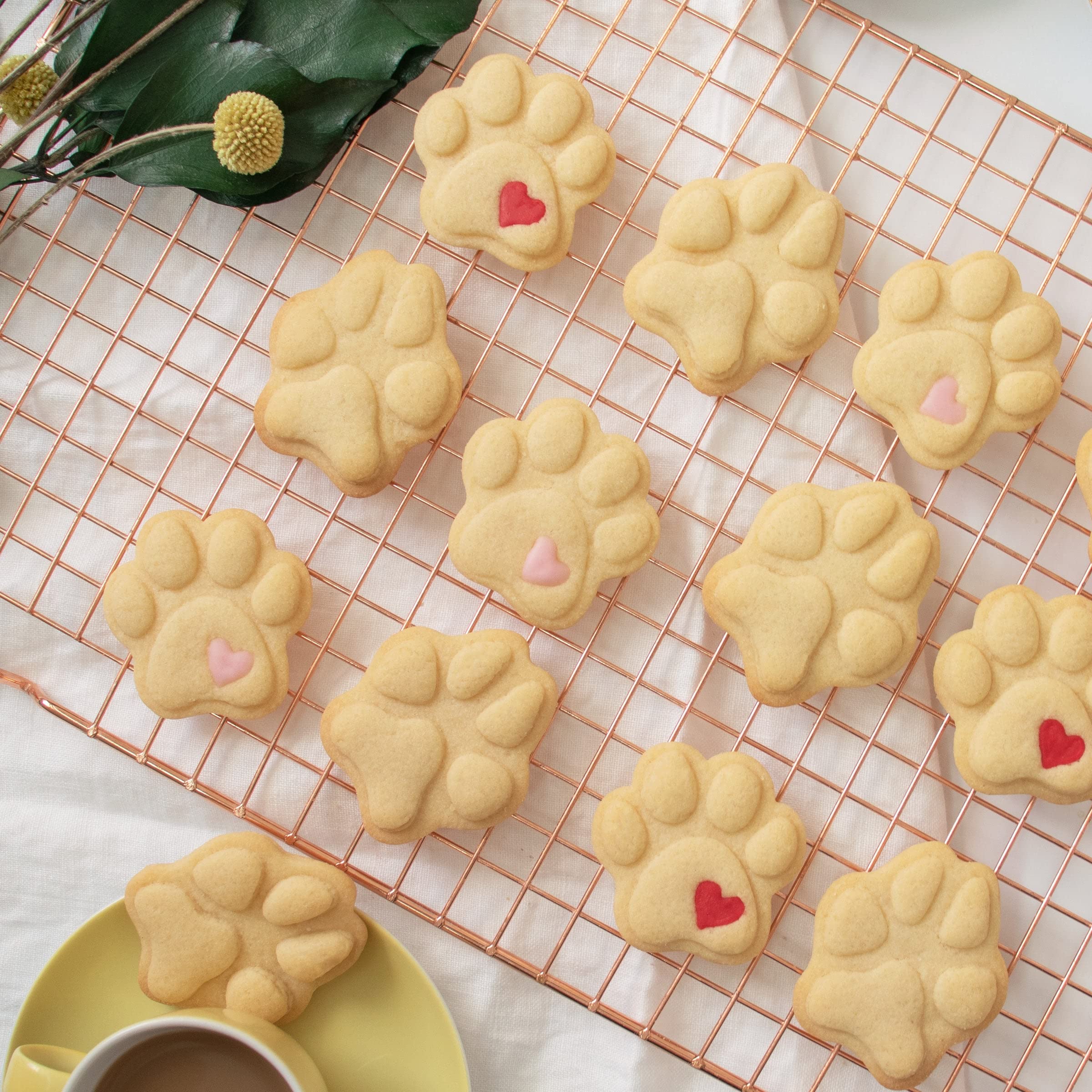 Set Of 2 Small Realistic And Cute Dog Paw Cookie Cutters, 2 Pieces - Bakerogy