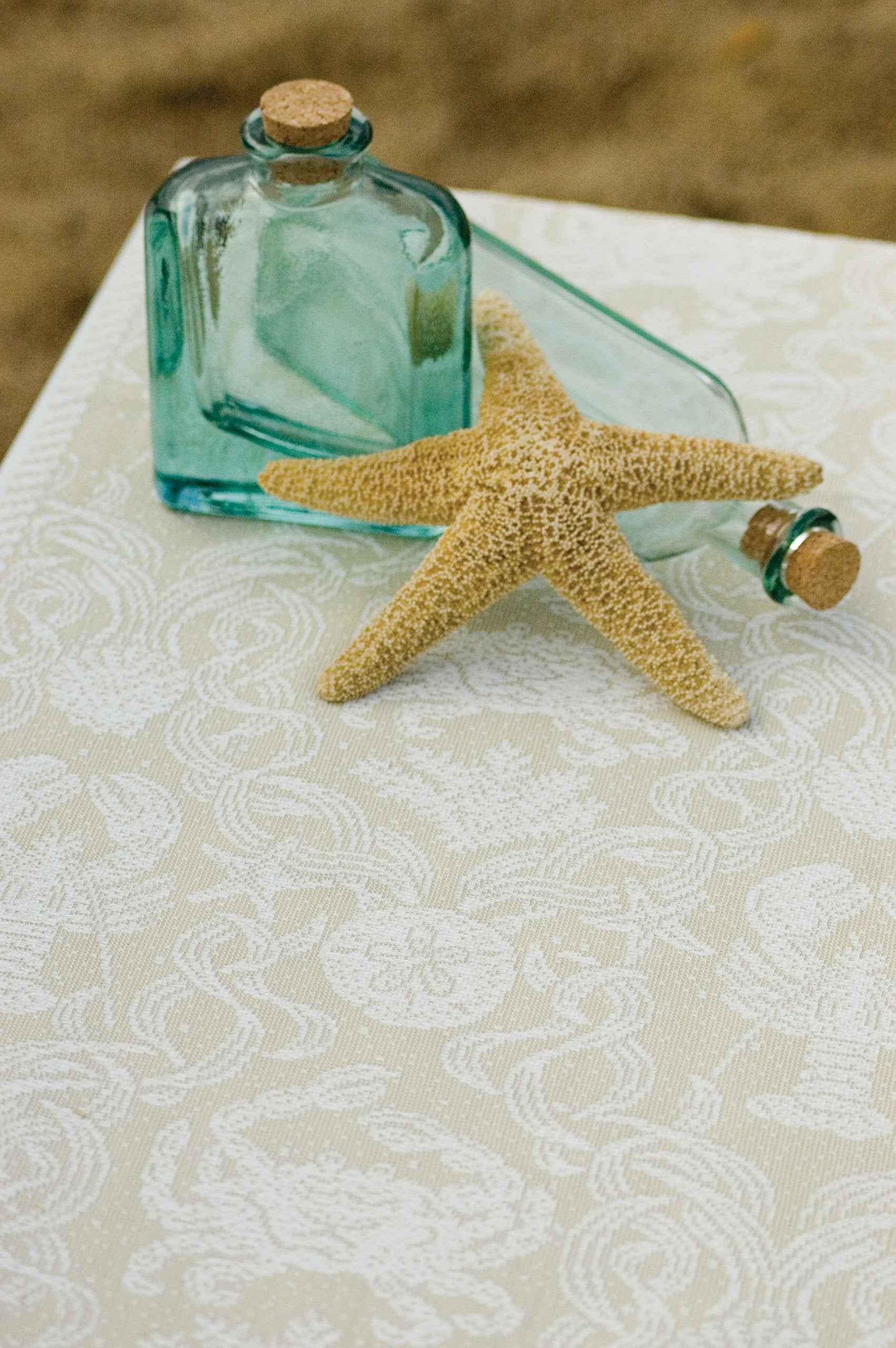 Heritage Lace Sand Crab Damask 14''X54'' Table Runner