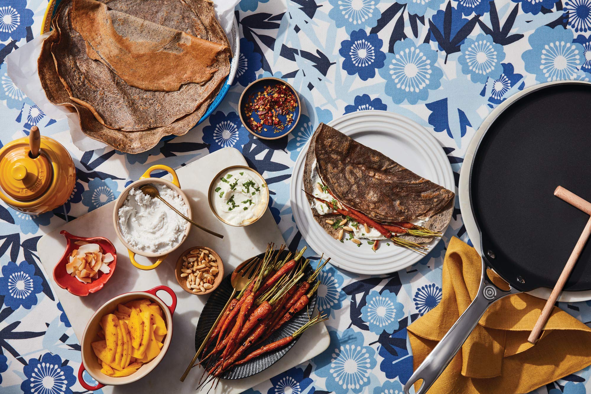 Le Creuset Toughened Nonstick Pro Crepe Pan With Rateau, 11''