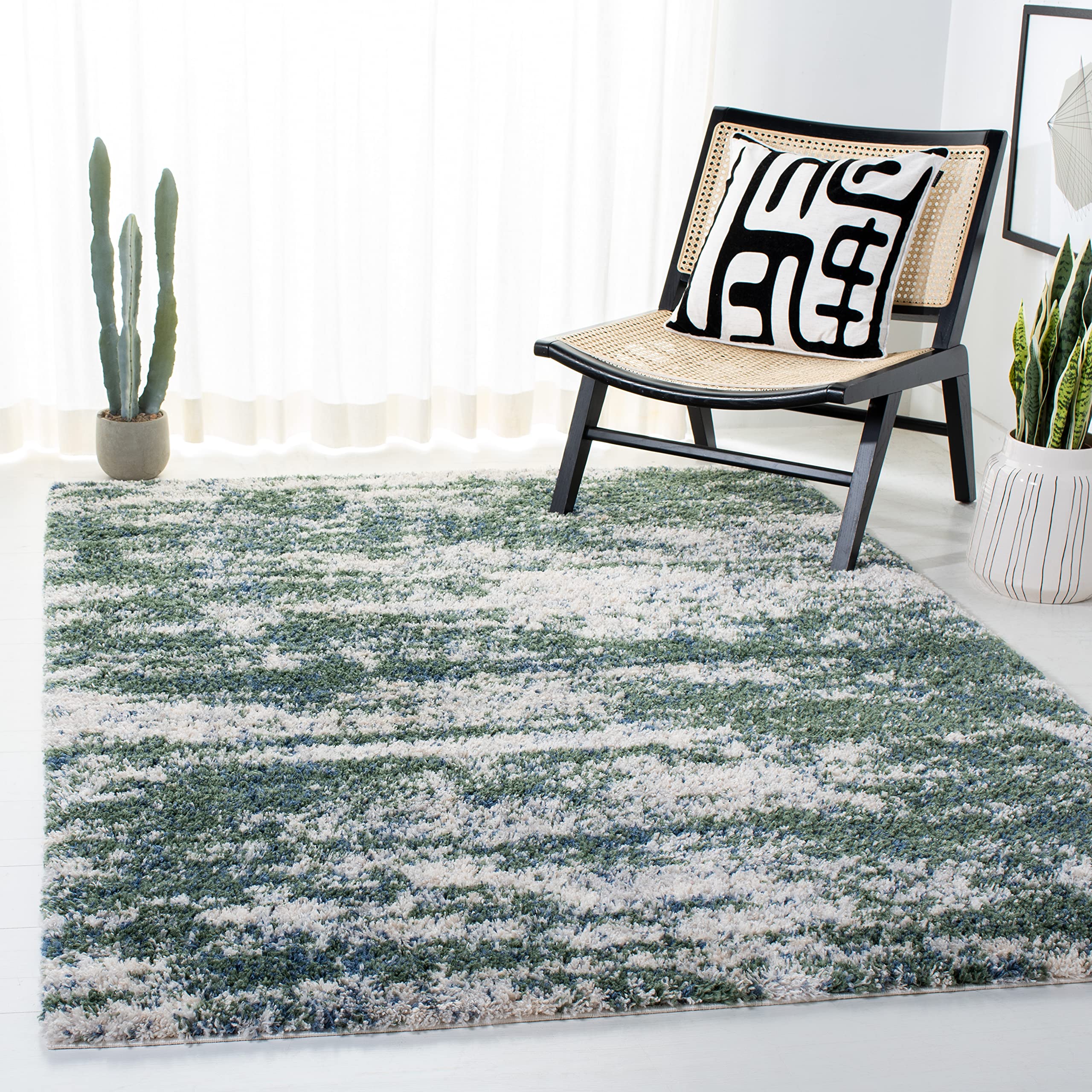 Safavieh Berber Shag Collection 33 Square Green/Beige BER219Y Modern Abstract Non-Shedding 1.2-inch Thick Area Rug