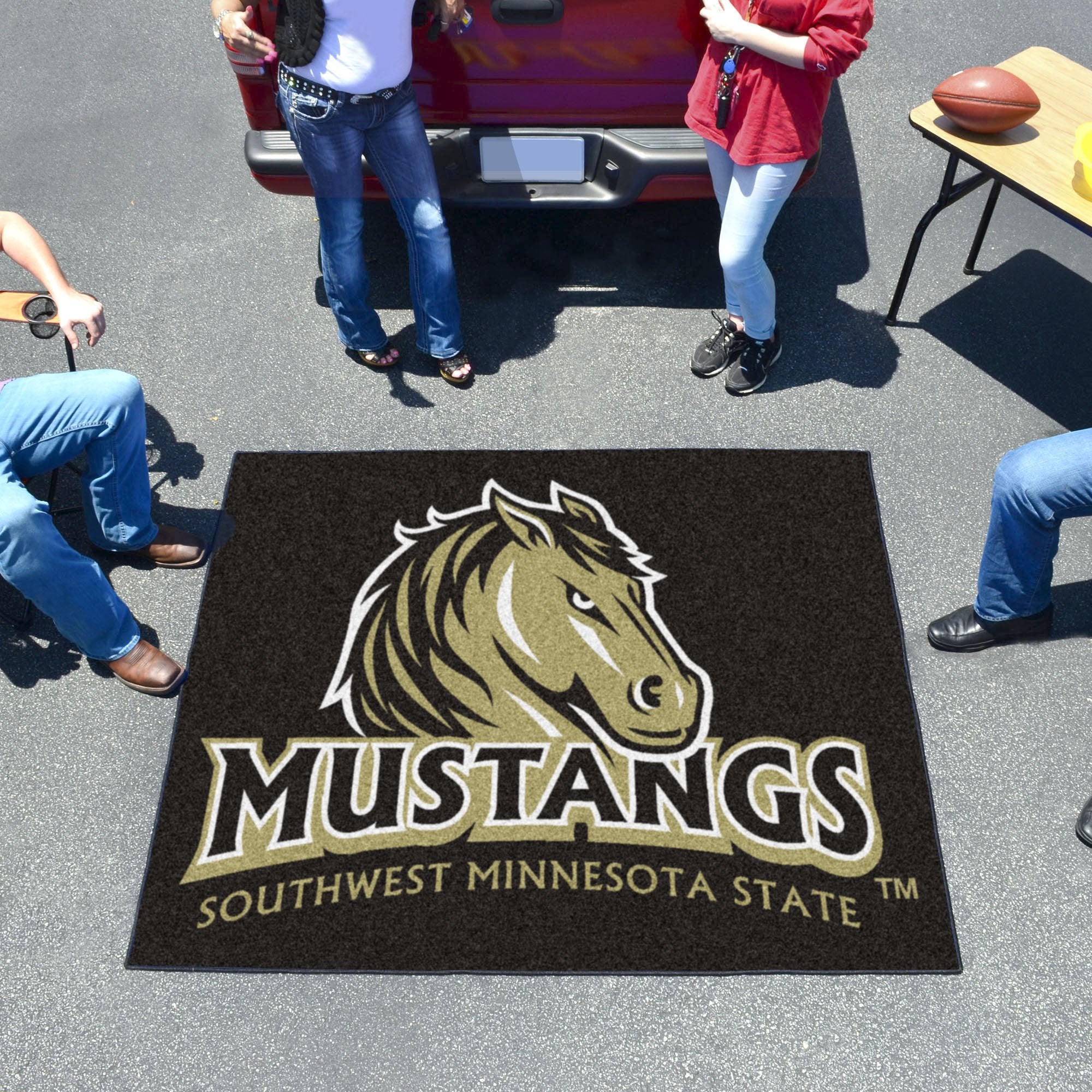 FANMATS 14081 Southwest Minnesota State Mustangs Tailgater Rug - 5ft. x 6ft. Sports Fan Area Rug, Home Decor Rug and Tailgating 