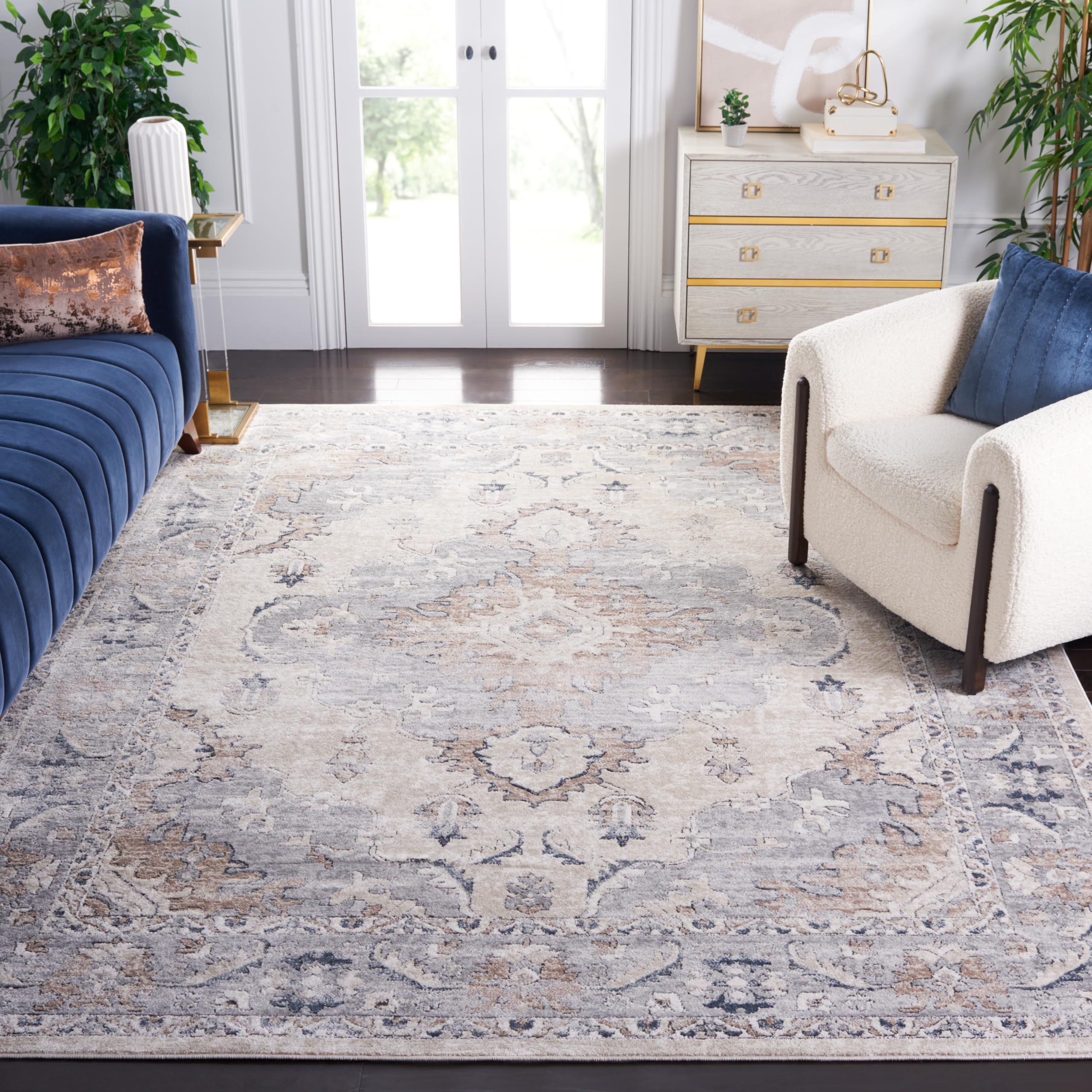 SAFAVIEH Oregon Collection Area Rug - 8 x 10, Beige & Grey, Oriental Distressed Design, Non-Shedding & Easy Care, Ideal for Hi