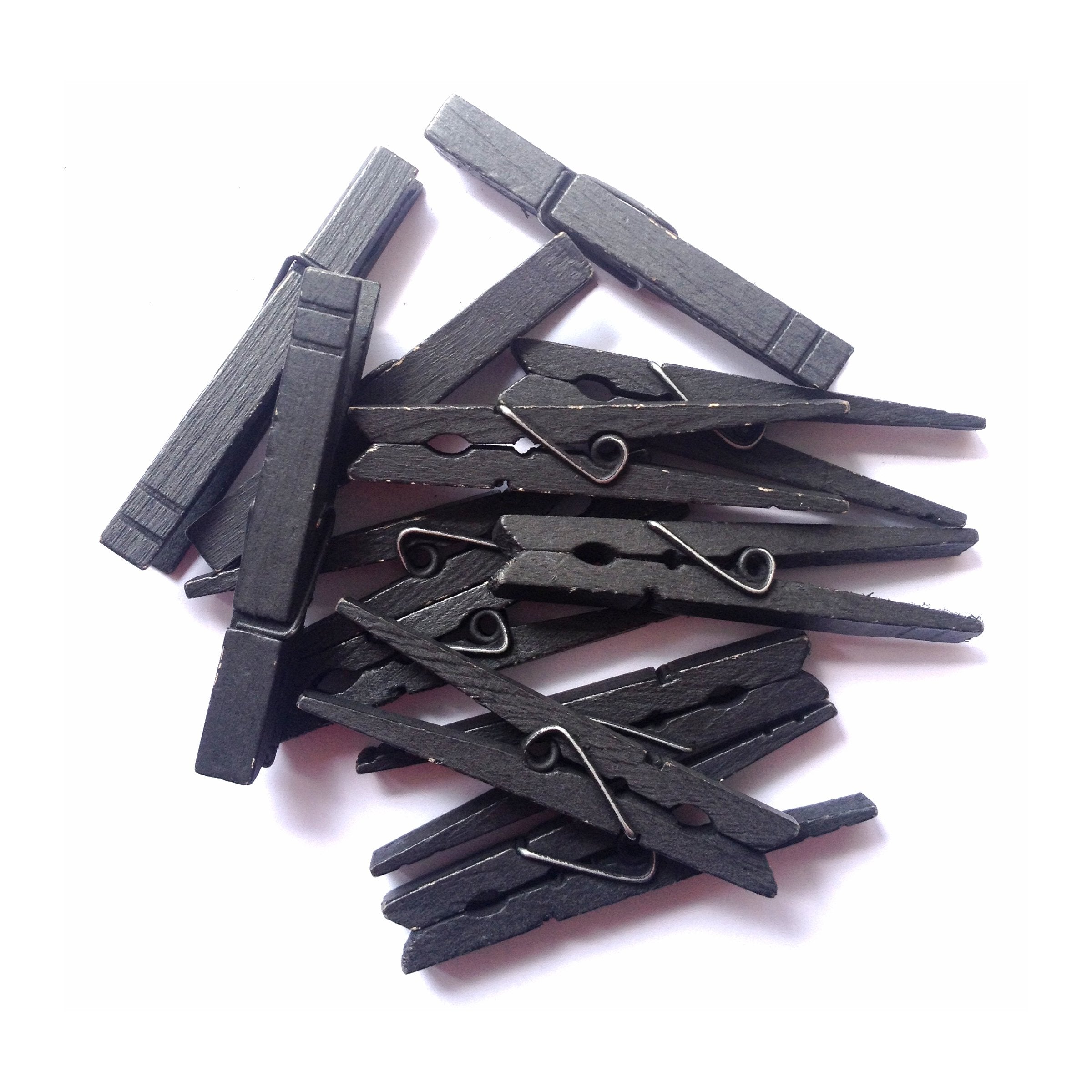 LWR CRAFTS Wooden Large Clothespins 3-5/16 '' 8.4cm 30 Pieces Per Pack (Black)