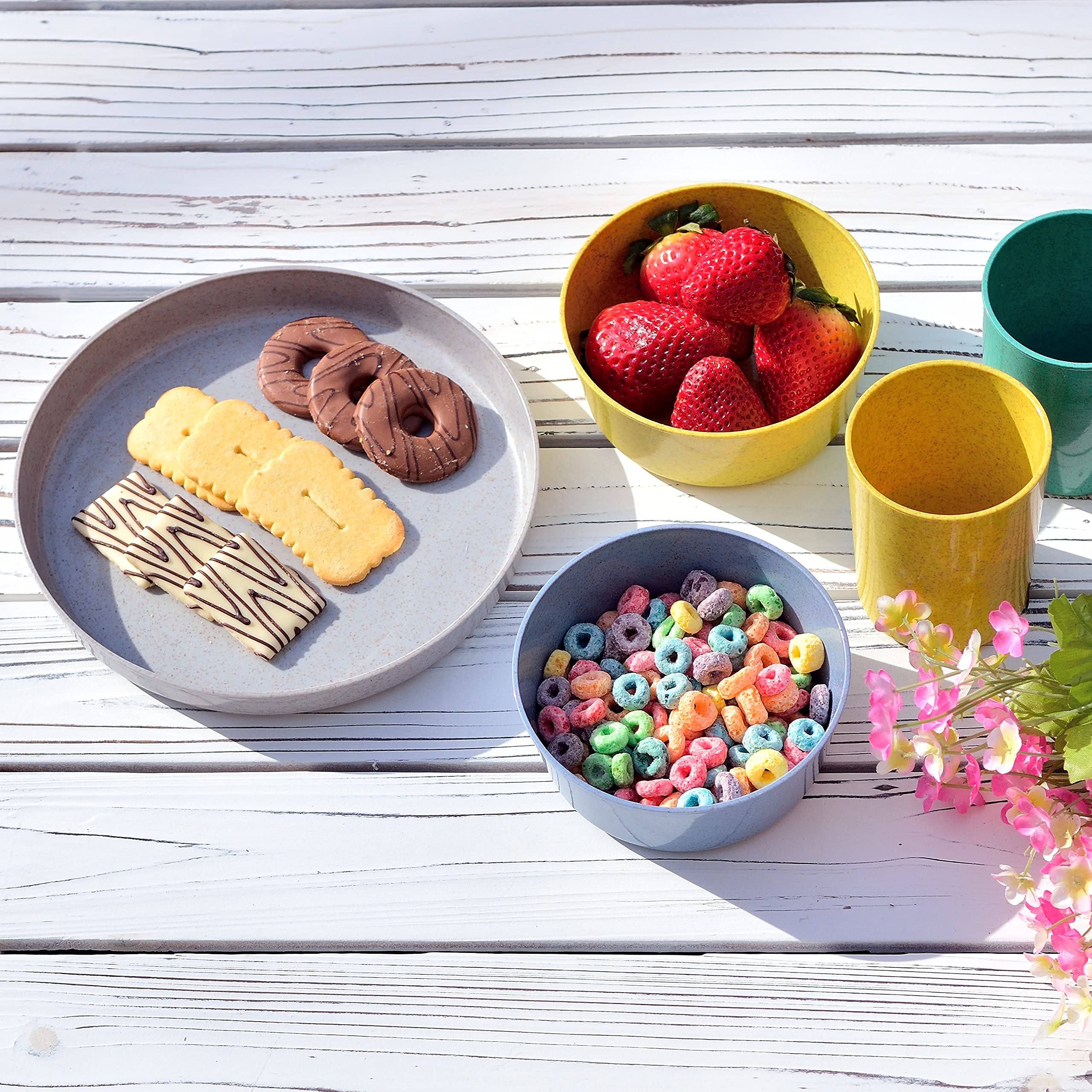 Youngever Bamboo Plastic Kids Dinnerware Set (15Pcs Bowls, Plates, Cups)