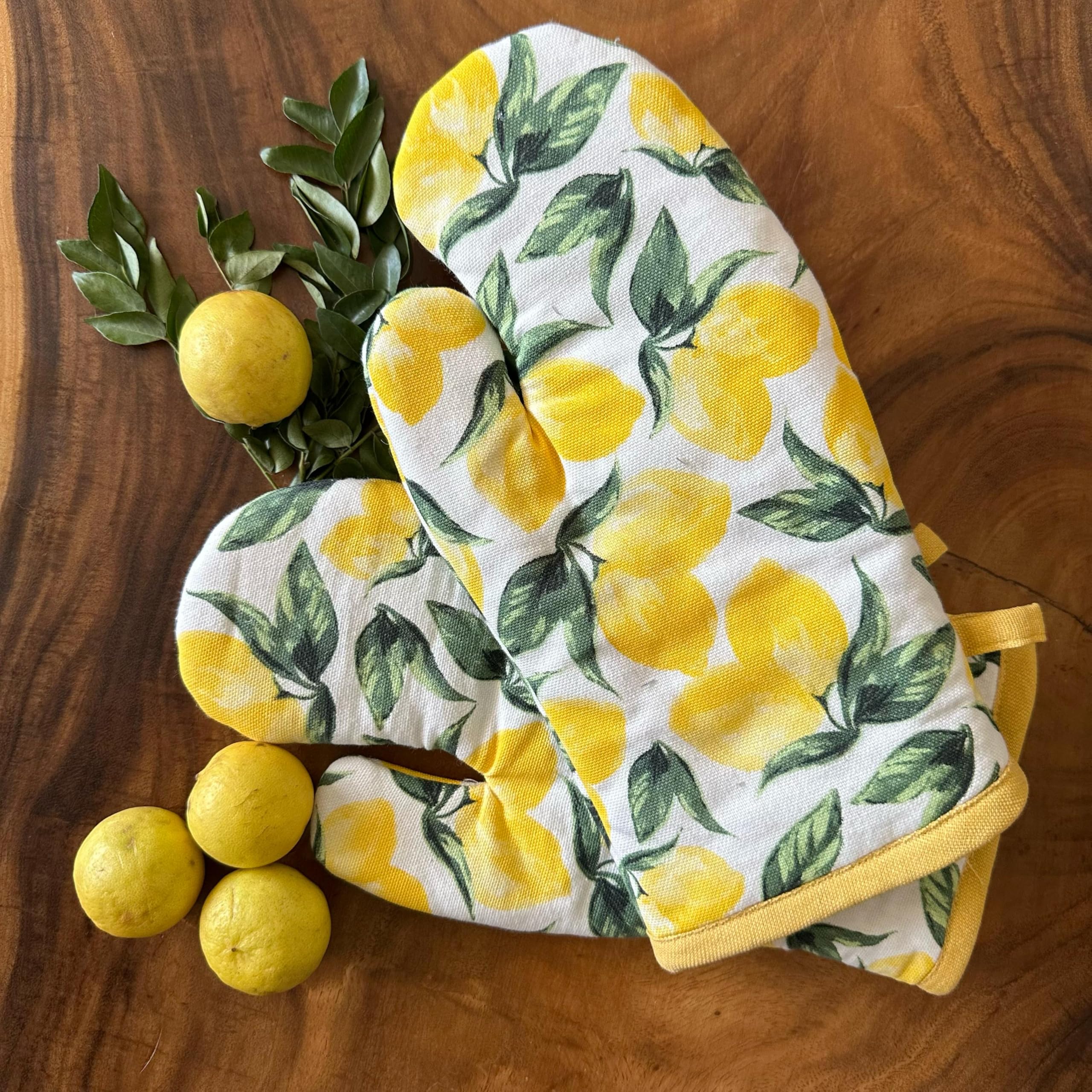 Oak & Lily 100% Cotton Microwave Oven Gloves (Set Of 2)| Heat Proof, Quilted & Washable Oven Mittens |15 X 30 Cm| European Quali
