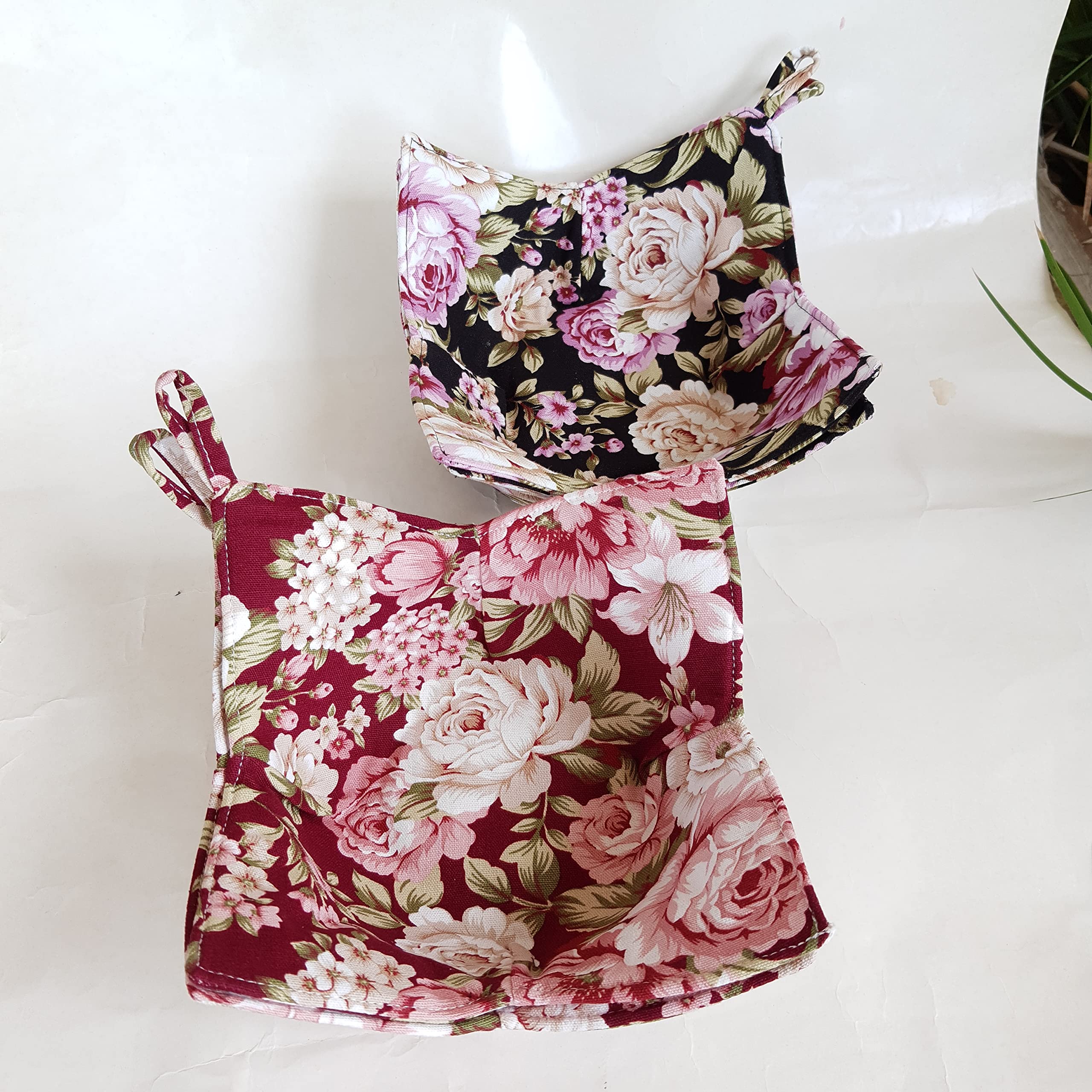 Cushystore 4X Bowl Cozy Canvas Holders Heat And Cold Resistant Anti-Scalding Protector Red Black Roses Garden