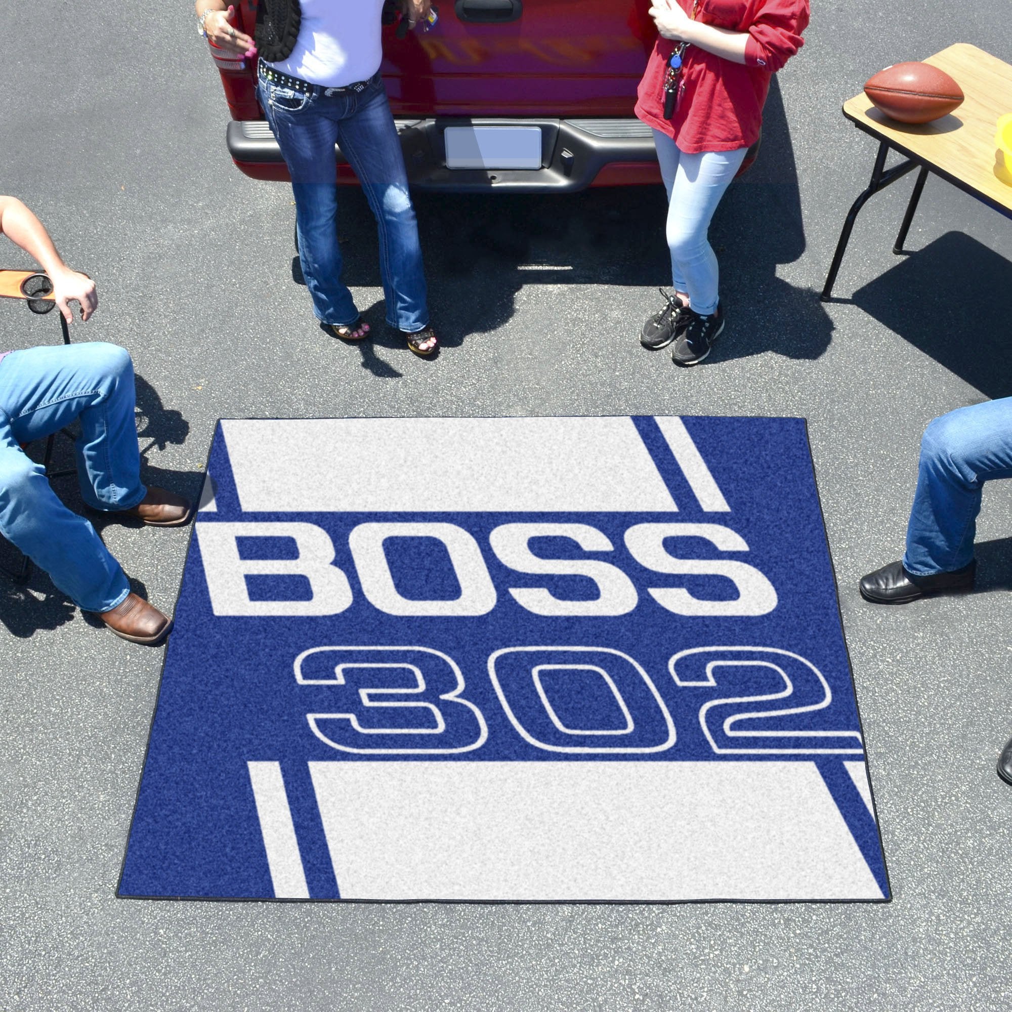 FANMATS 16266 Boss 302 Tailgater Rug - Blue