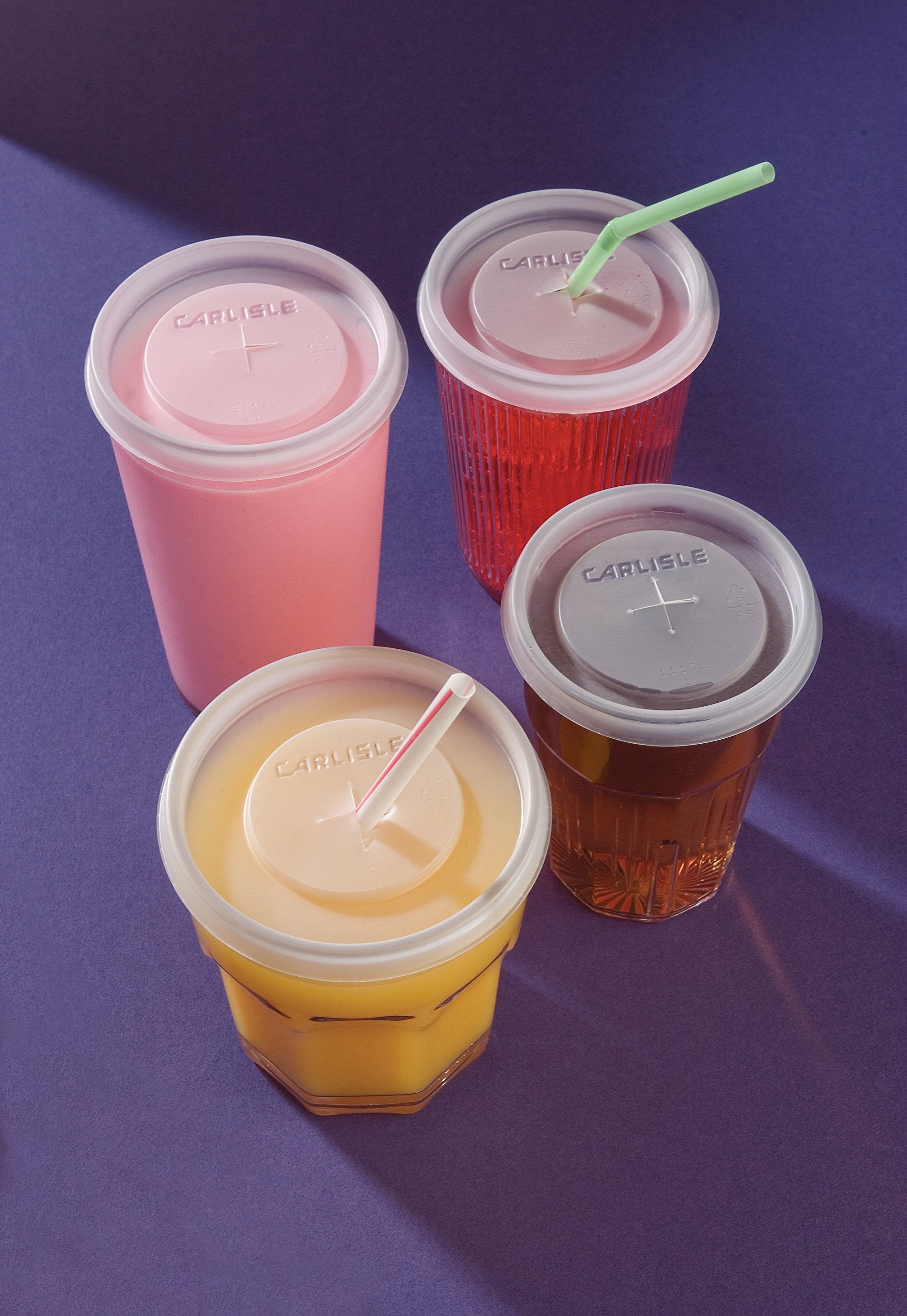Carlisle Foodservice Products 5506L30 Polystyrene Tumbler Lid, For 9.5-Oz. Stackable Tumbler, 2.90'' Dia. X 19/64'' H, Transluce