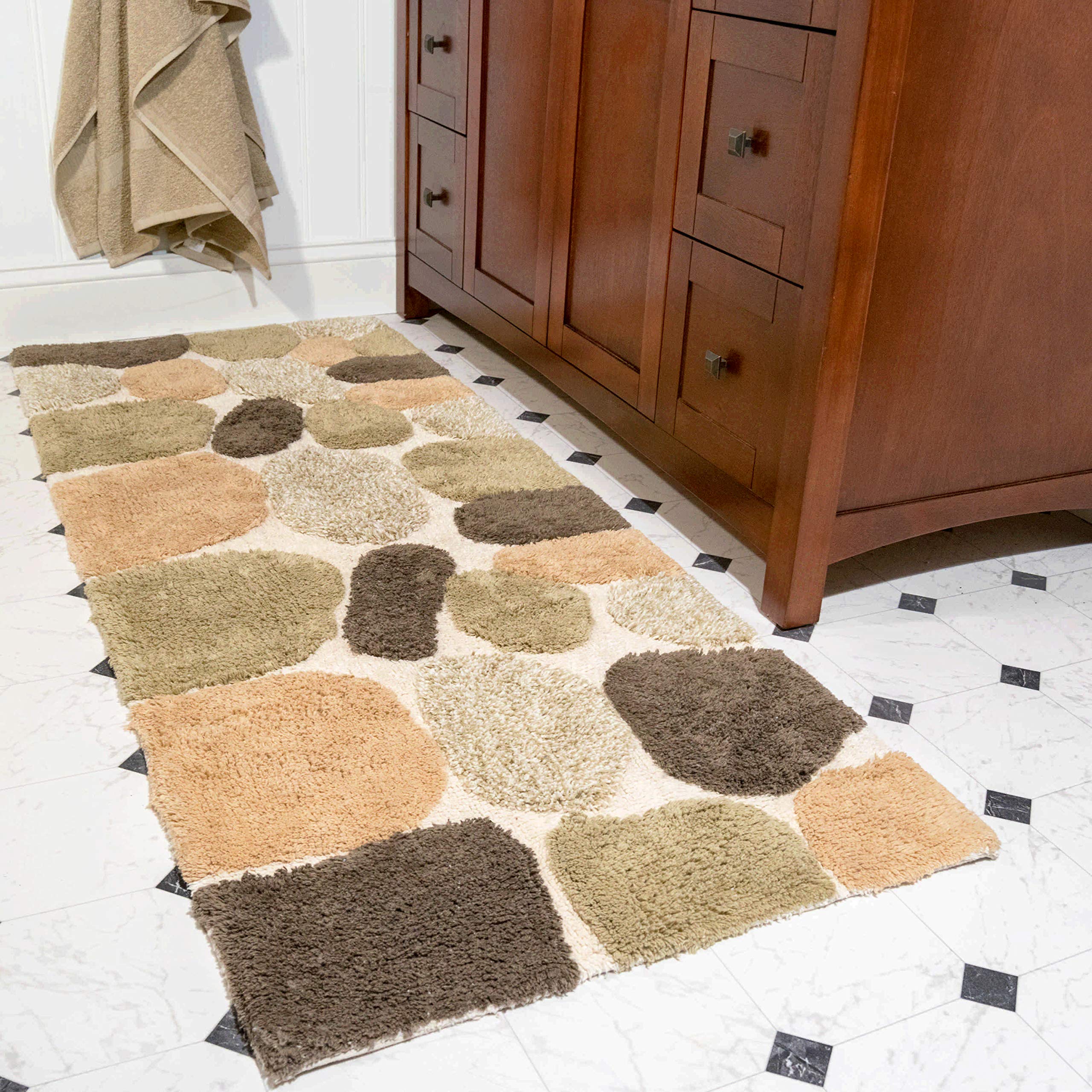 Chesapeake Merchandising Khaki Chesapeake Pebbles Bath Rug Runner (24 X 60)