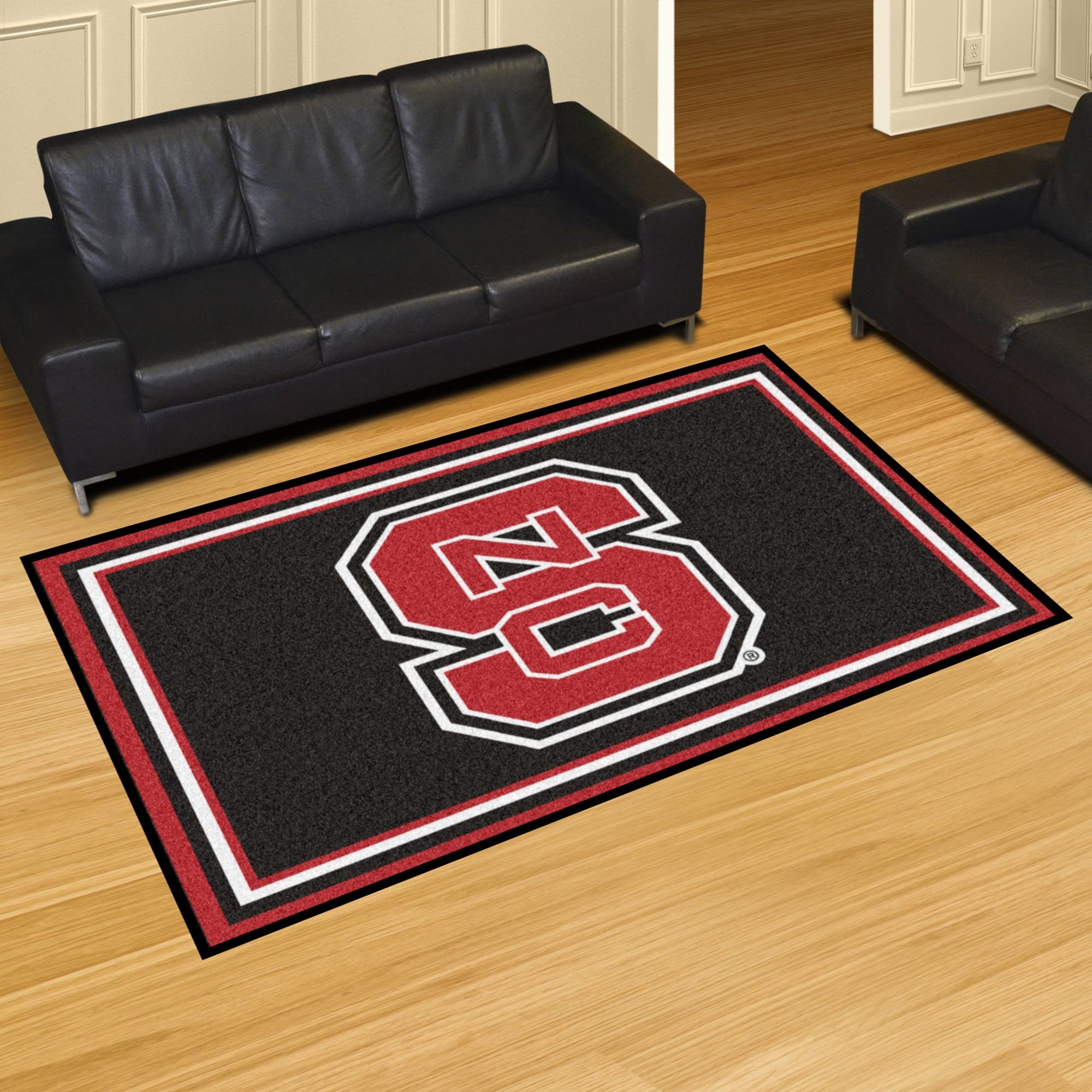 NC State Rug 5x8