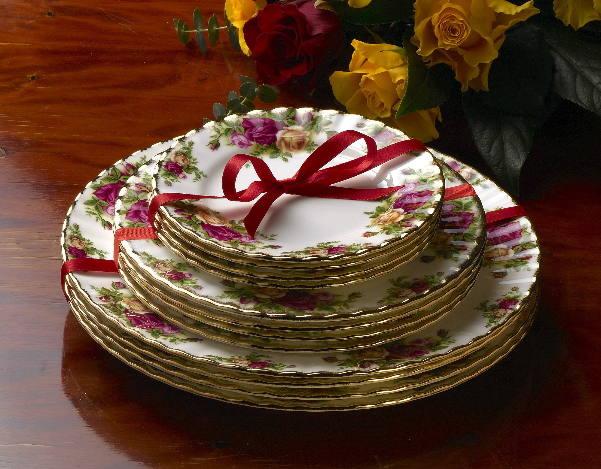 Royal Albert 15210007 Old Country Roses Salad Plate , 8''