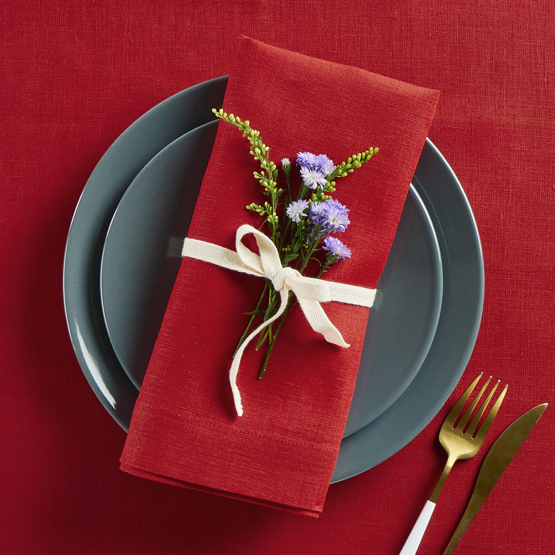 Solino Home Linen Dinner Napkins 20 X 20 Inch - 100% Pure Linen Red Cloth Napkins Set Of 4 For Spring, Easter - Fete, Handcrafte
