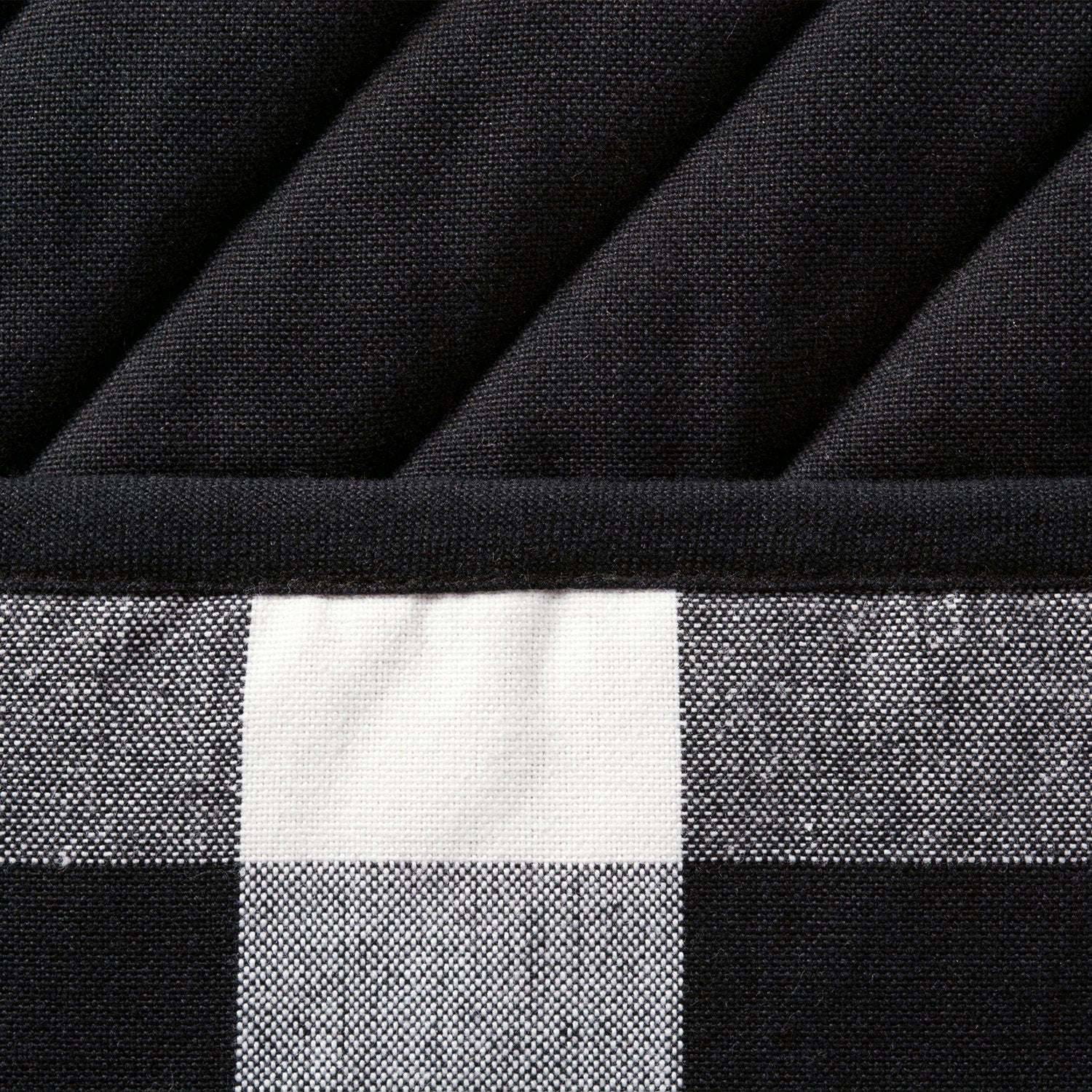 Dii Buffalo Check Kitchen Collection, Classic Farmhouse Kitchen Set, Potholder, Black & White, 2 Piece