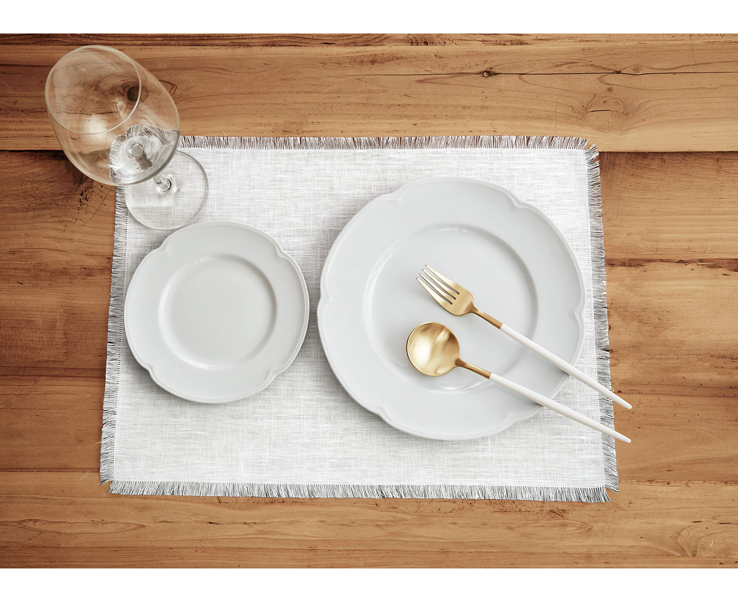 Solino Home Linen Placemats 14 X 19 Inch - White, 100% Pure Linen Fringe Tablemats