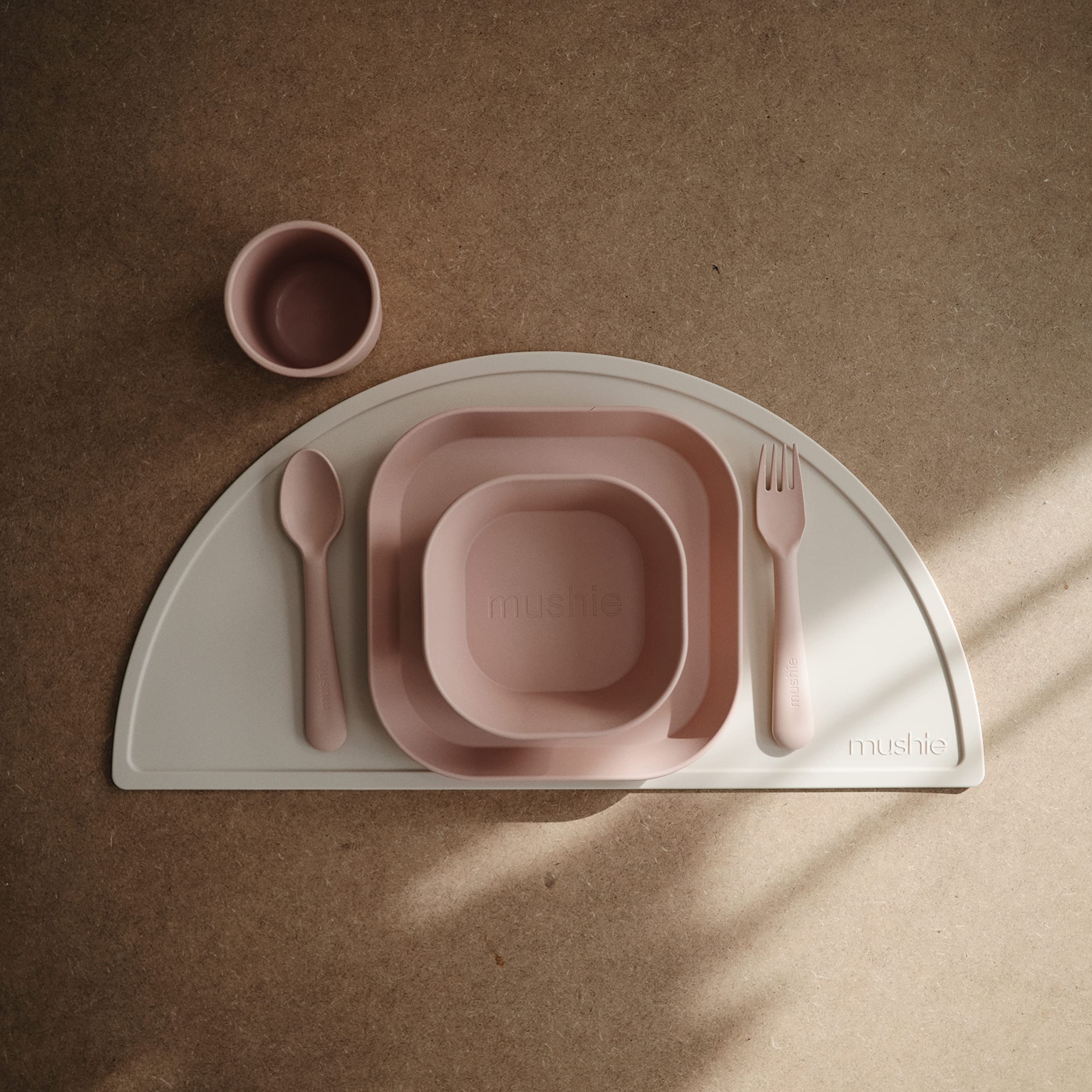 mushie Square Dinnerware Plates for Kids | Made in Denmark, Set of 2 (Blush)