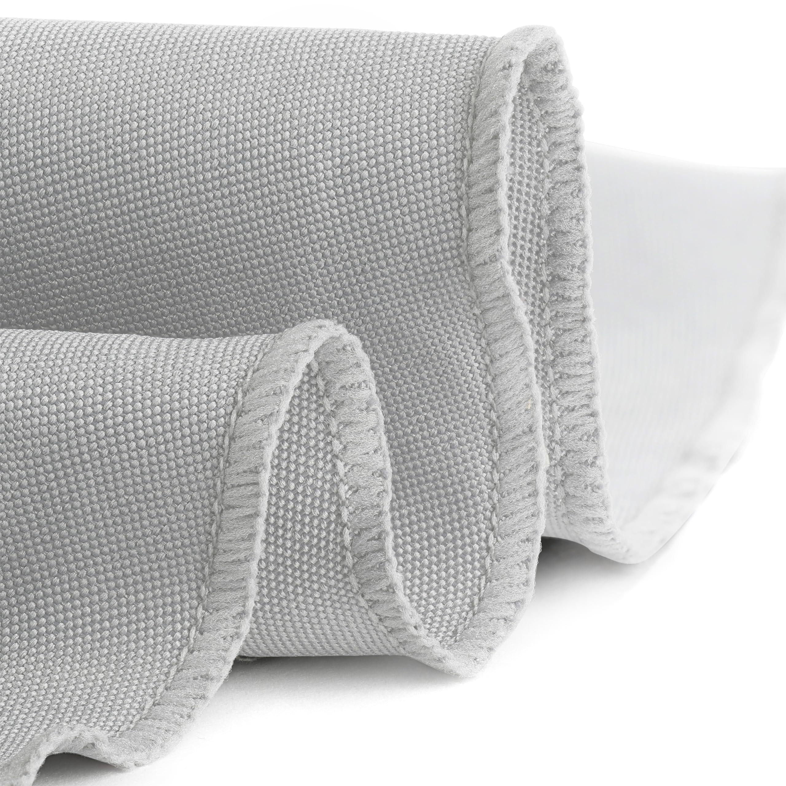Gee Di Moda Round Tablecloth - 70 Inch Silver Round Table Cloth For 24 To 48 Inch Round Tables - Heavy Duty Washable Fabric - Fo