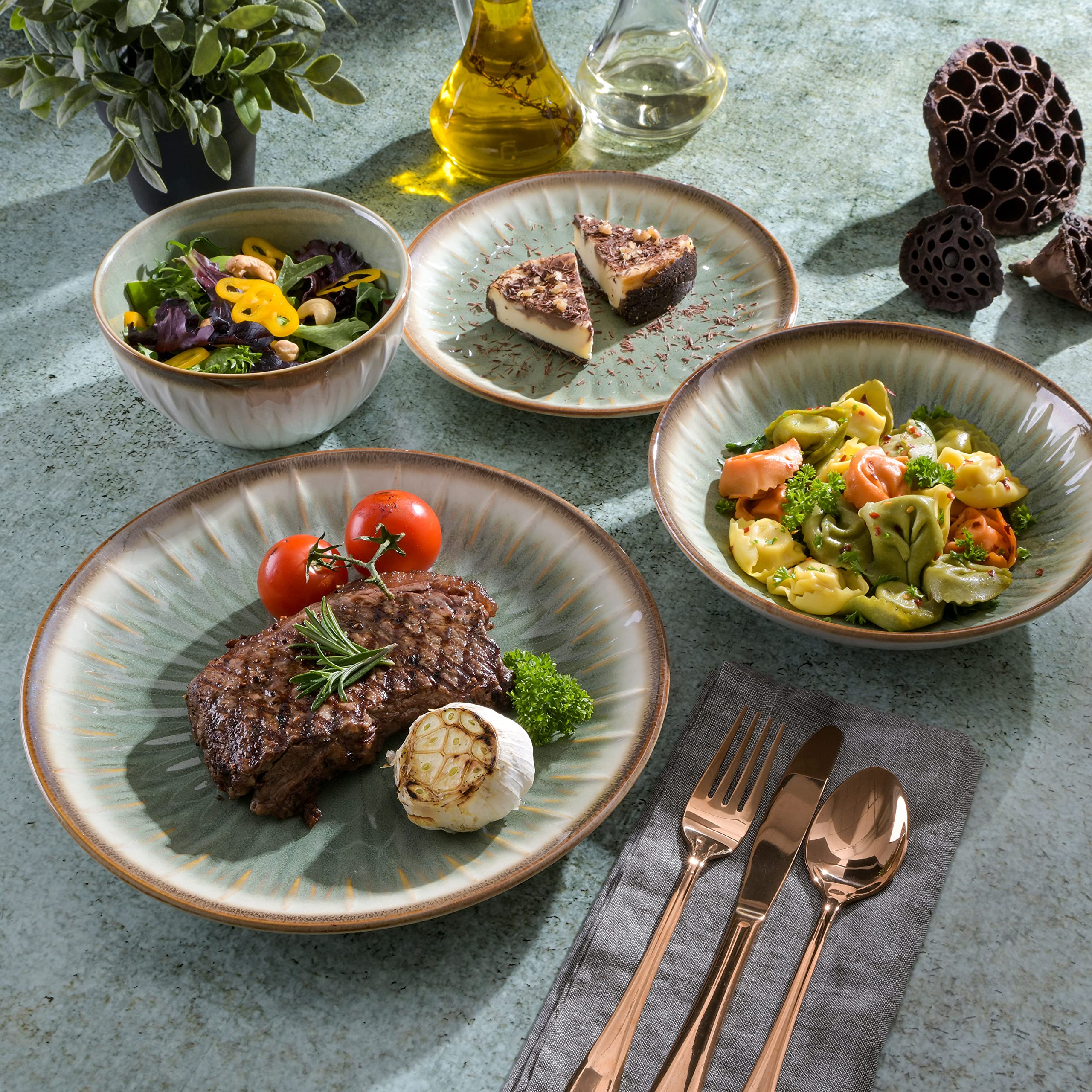 Gibson Elite Mayfair Bay Embossed Double Bowl Dinnerware Set, Service for 4 (16pcs), Green