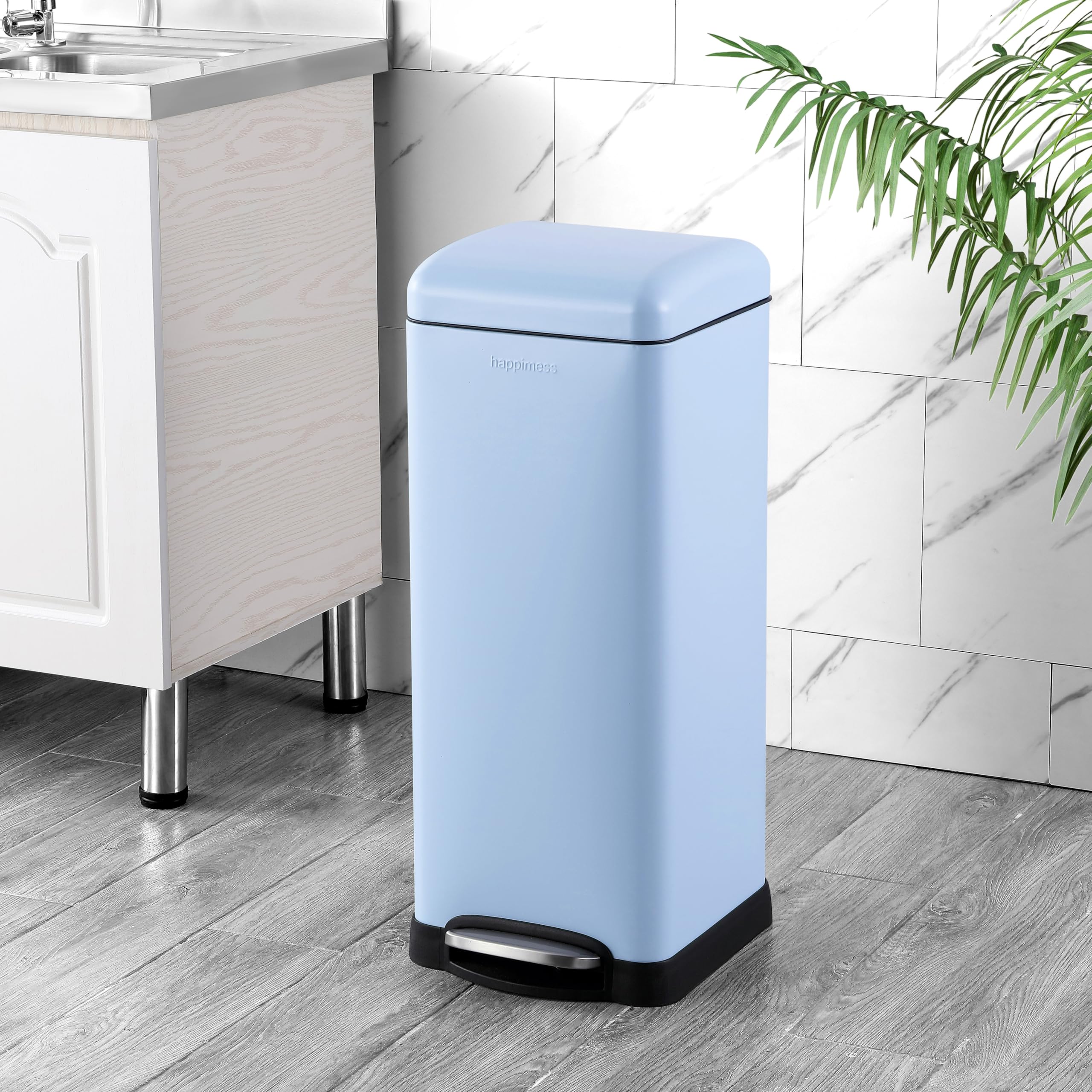 Happimess Hpm1007I Betty Retro 8-Gallon Step-Open Trash Can, Fingerprint Resistant, Modern, Minimalistic For Home, Kitchen, Laun