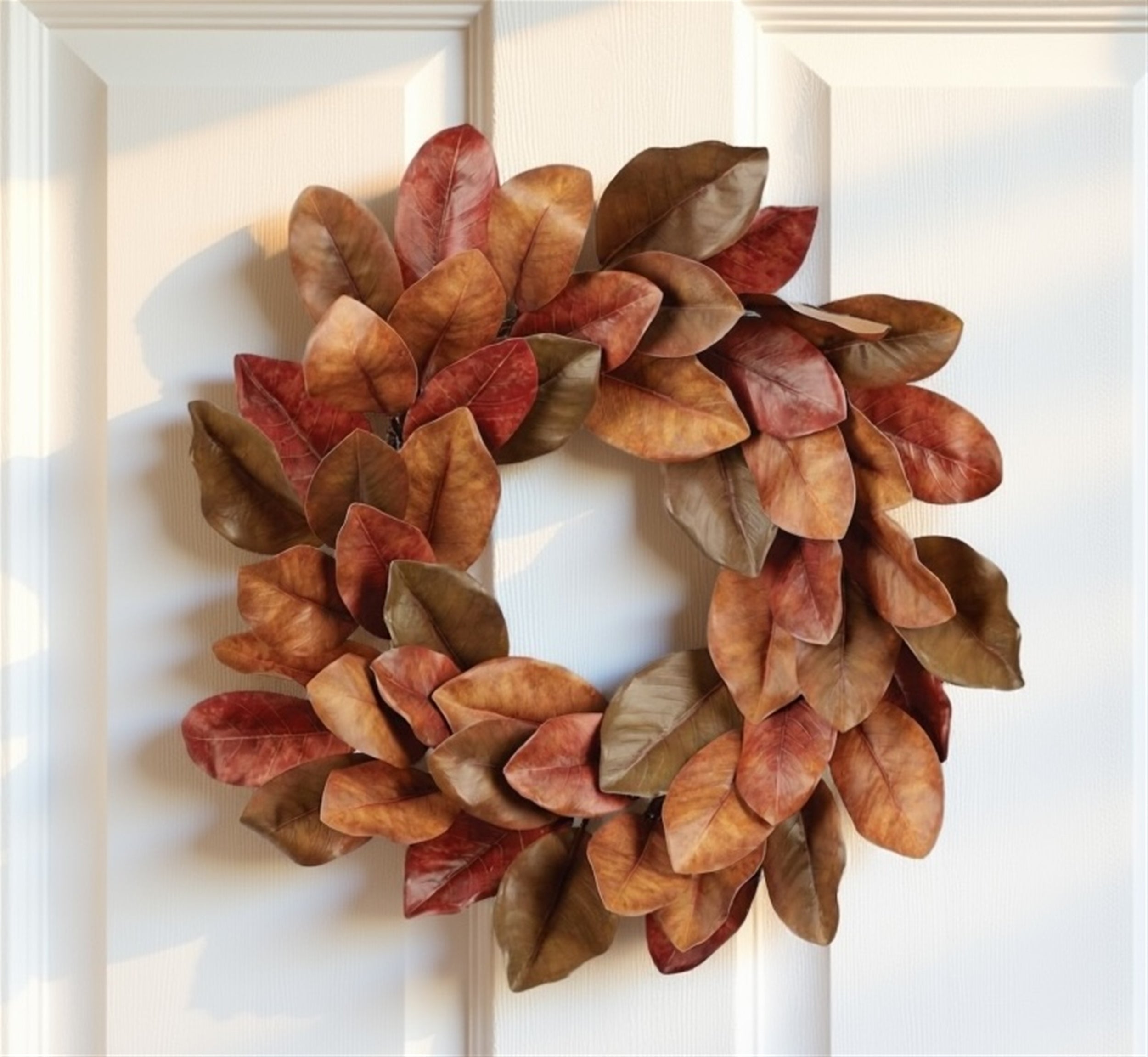 Magnolia Leaf Wreath 24D Plastic/Twig