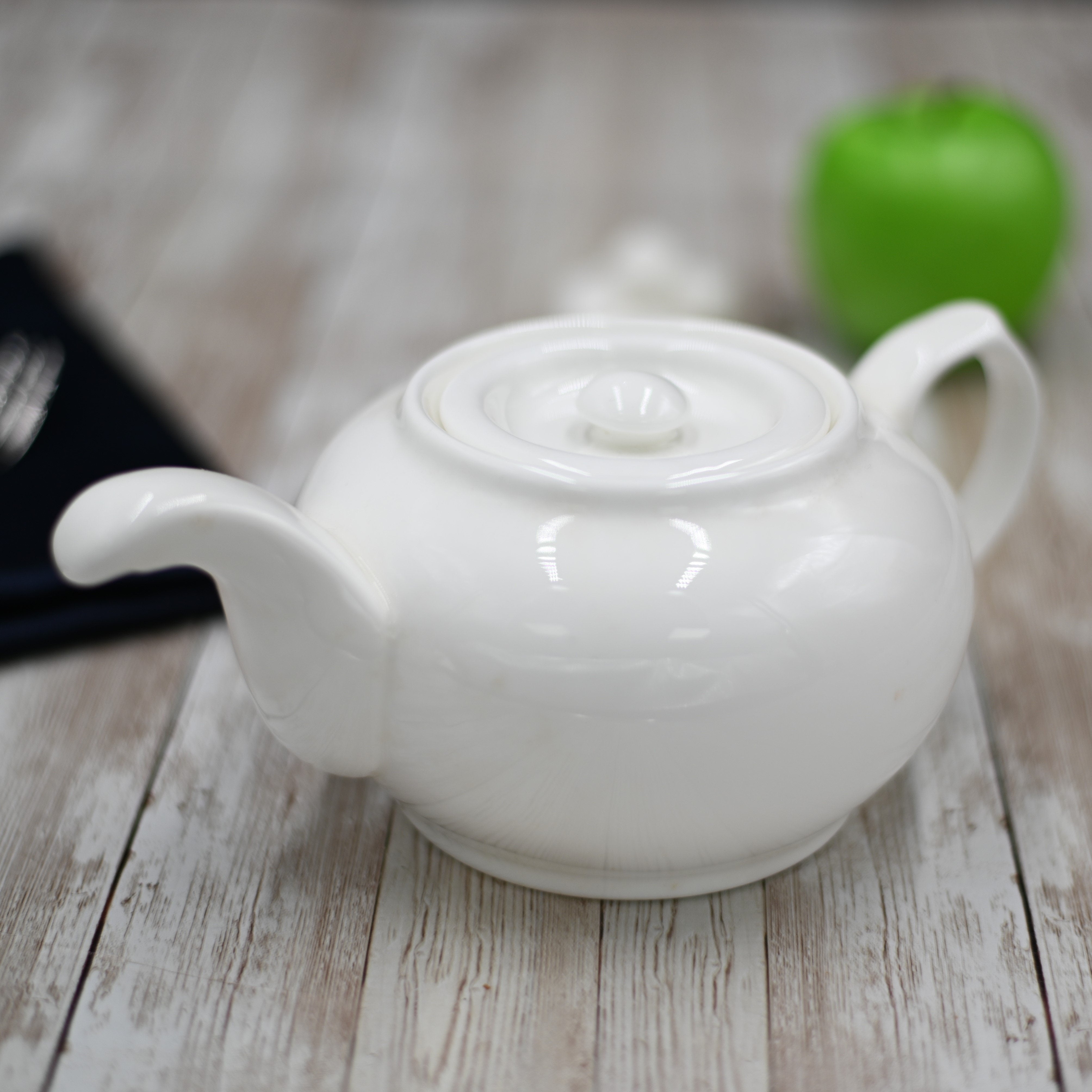 White Teapot 27 Oz | 800 Ml