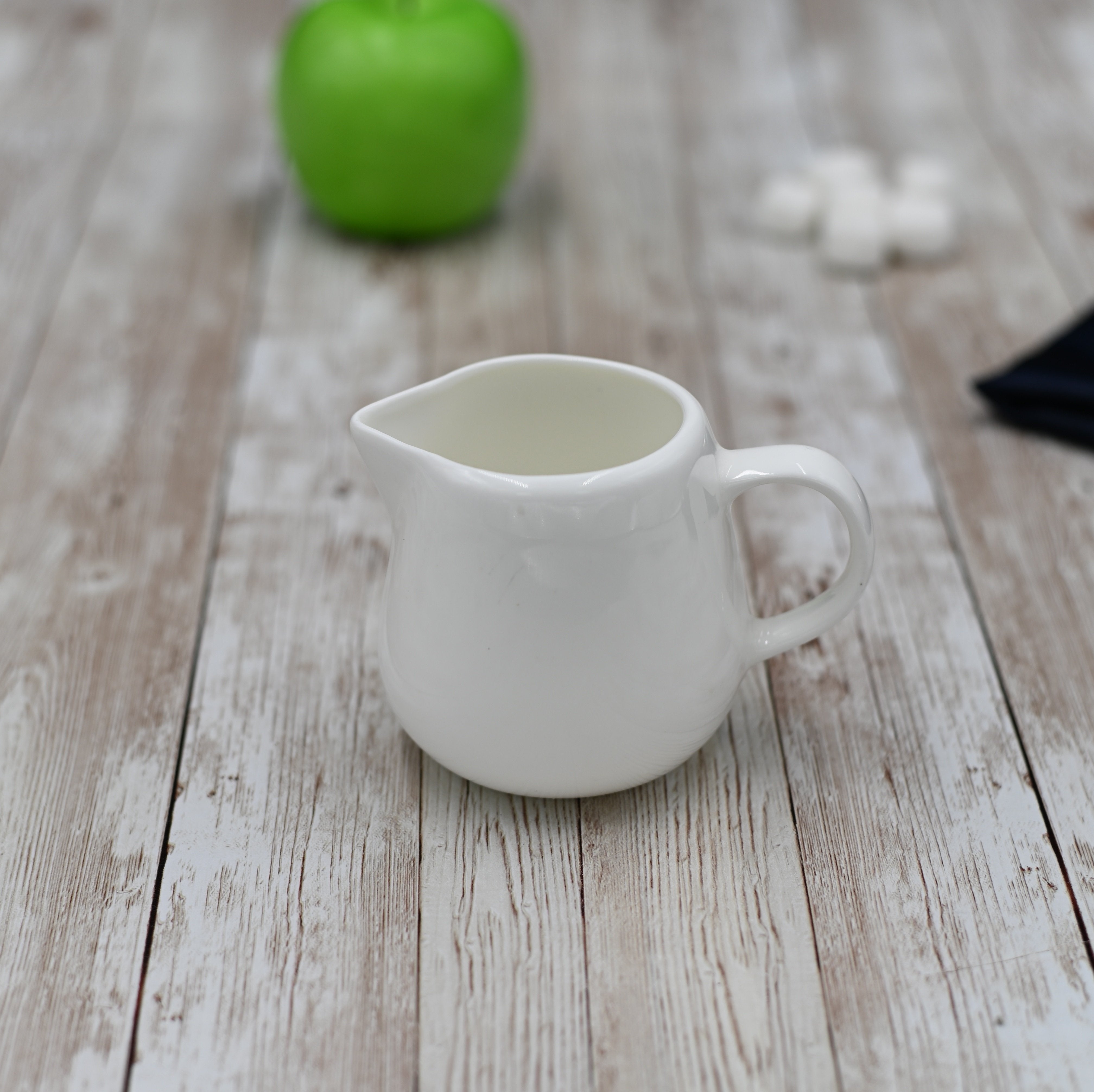 White Creamer 7 Oz | 200 Ml