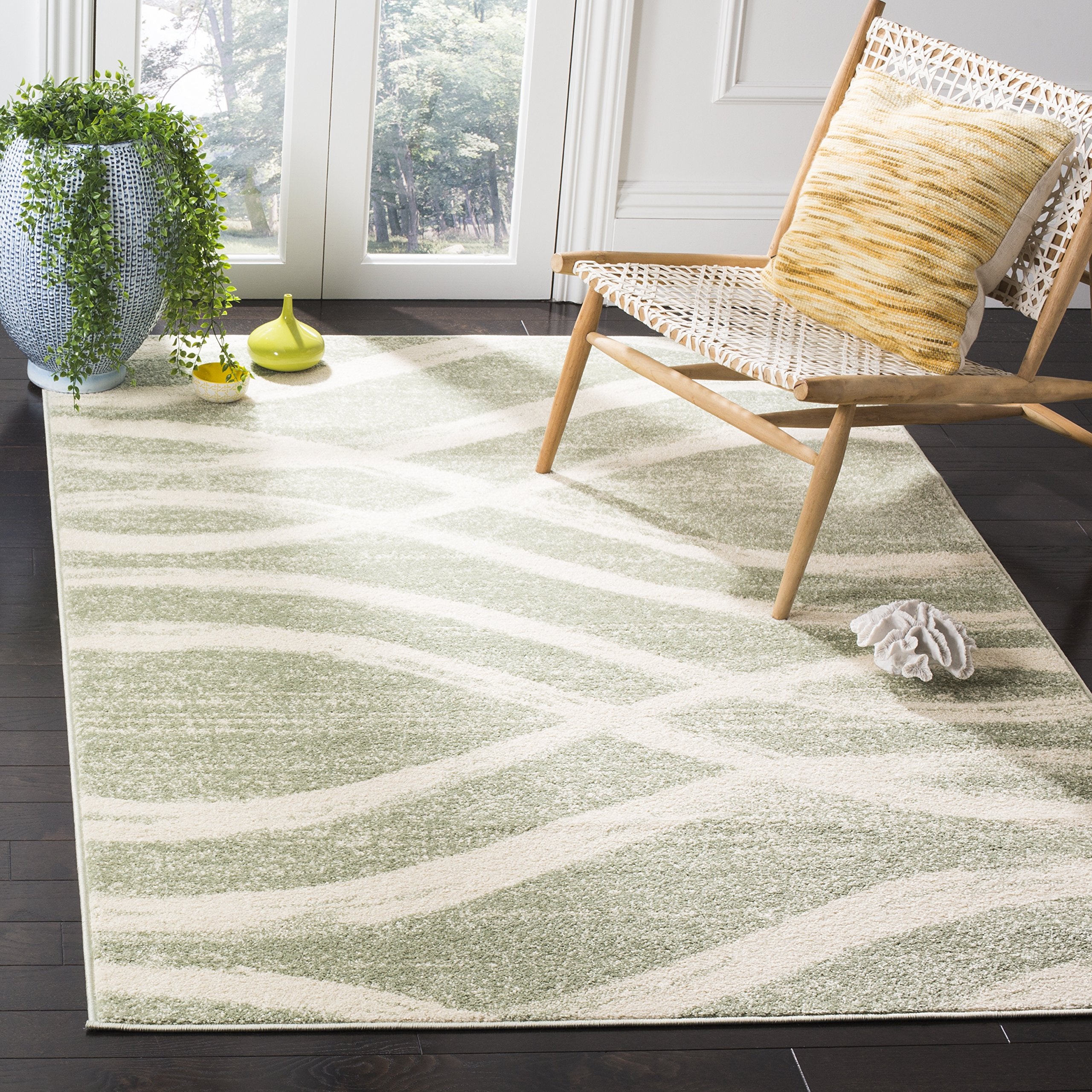 SAFAVIEH Adirondack Collection Area Rug - 51 x 76, Sage & Cream, Modern Wave Distressed Design, Non-Shedding & Easy Care, Idea