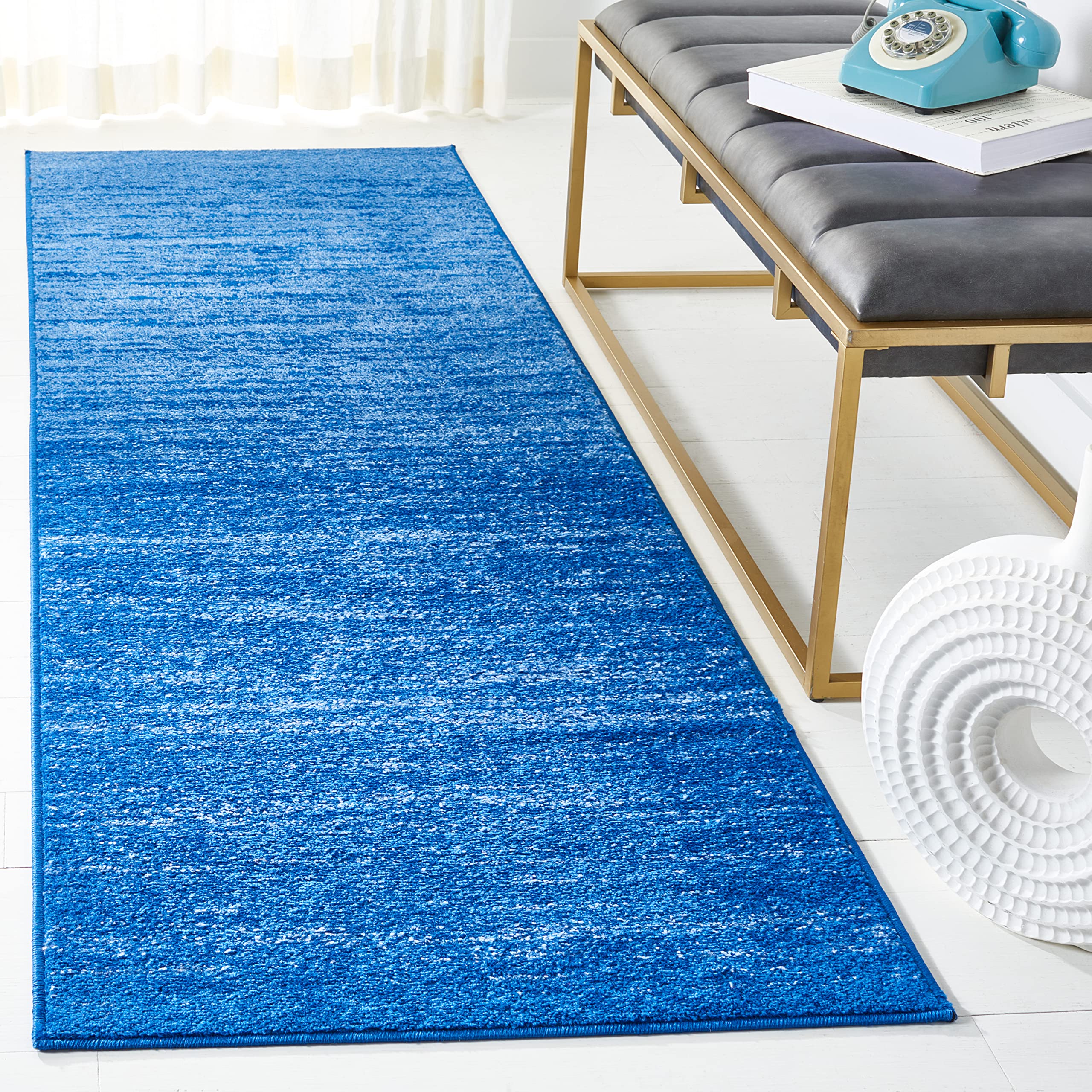 SAFAVIEH Adirondack Collection Runner Rug - 26 x 18, Light Blue & Dark Blue, Modern Ombre Design, Non-Shedding & Easy Care, Id
