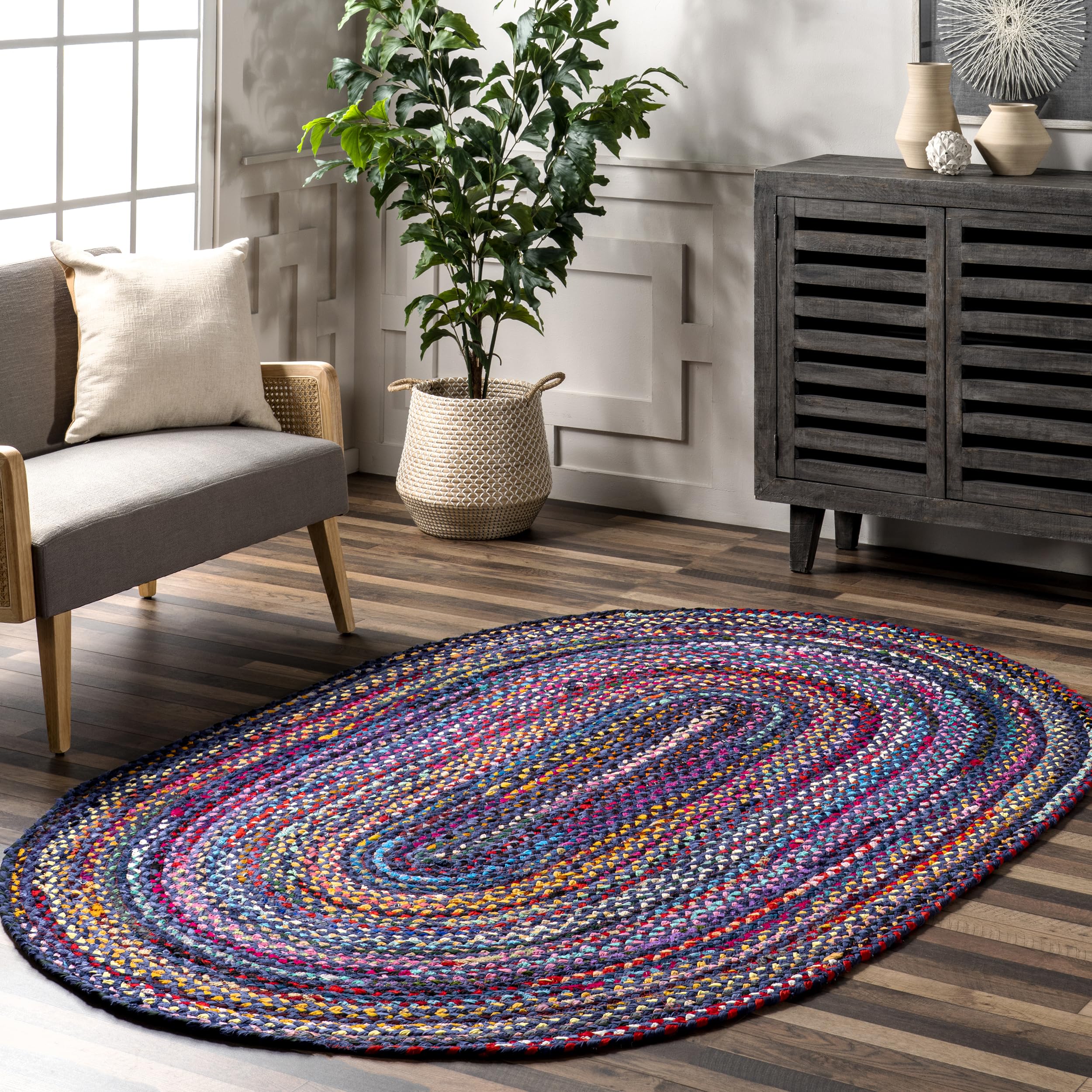 nuLOOM Tammara Bohemian Hand Braided Area Rug, Oval 7x9, Blue