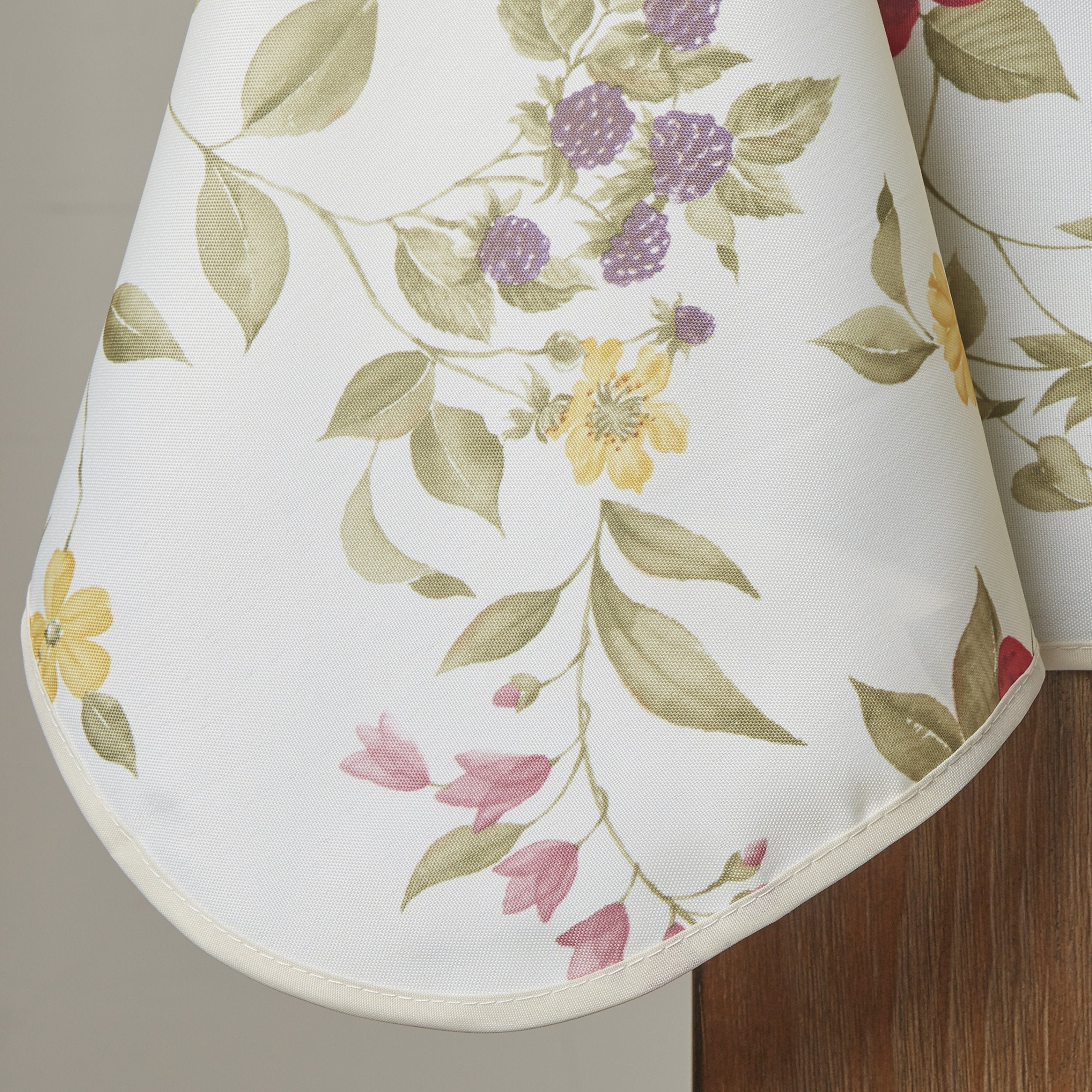 Violet Linen European White Fruit Tablecloth In Beige Size: 60'' Round