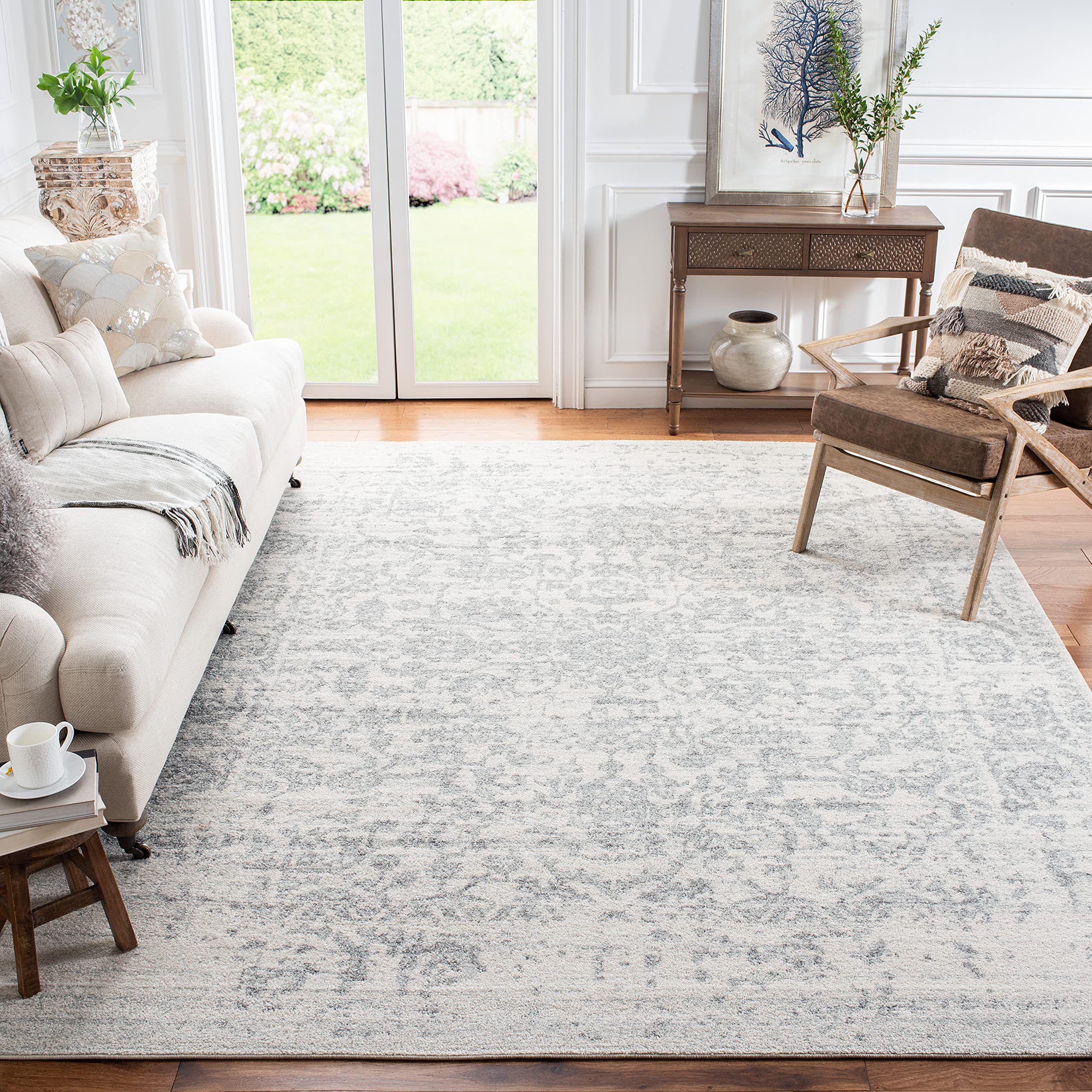 SAFAVIEH Madison Collection 11 Square SilverIvory MAD603G Snowflake Medallion Distressed Non-Shedding Living Room Dining Bedroo