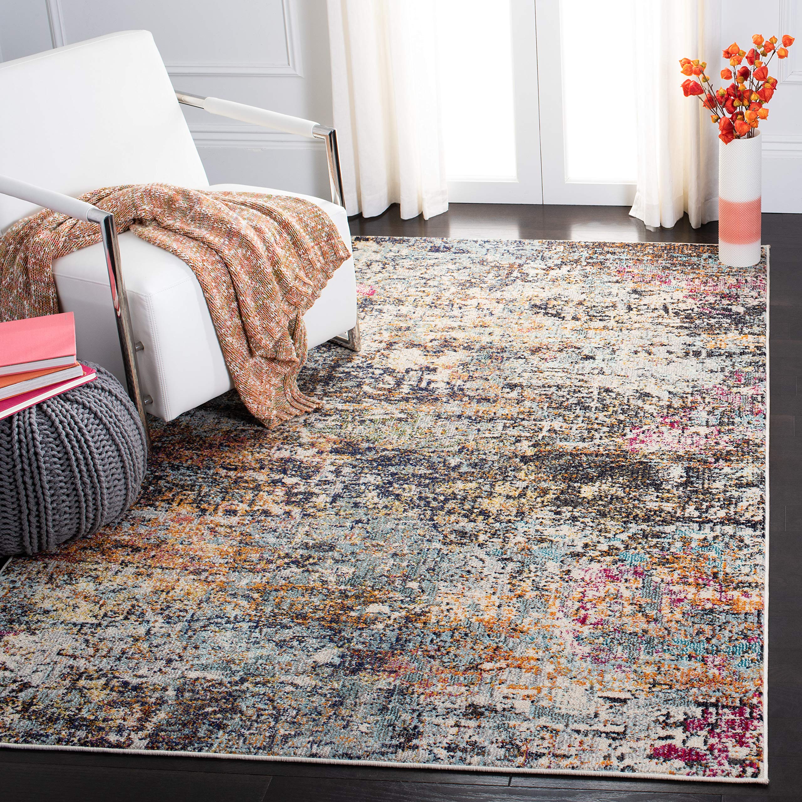 SAFAVIEH Madison Collection Area Rug - 53 x 76, Black & Gold, Modern Abstract Design, Non-Shedding & Easy Care, Ideal for High