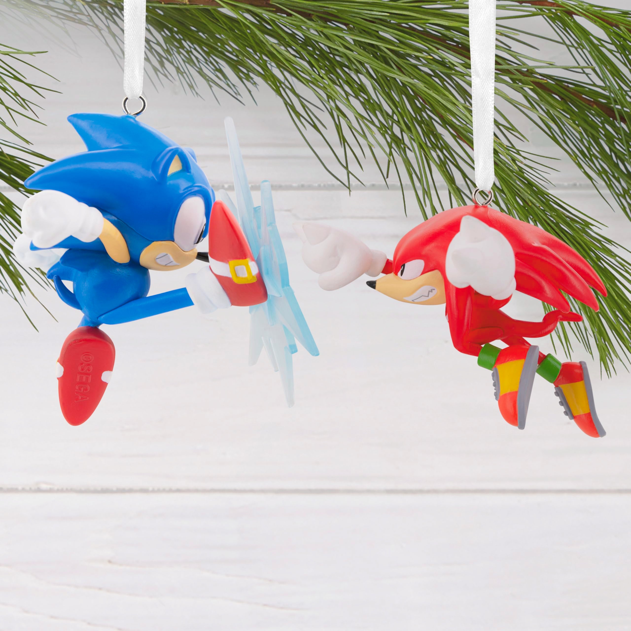 Hallmark Sonic The Hedgehog Sonic vs. Knuckles Christmas Ornaments, Set of 2, Gifts for Gamers