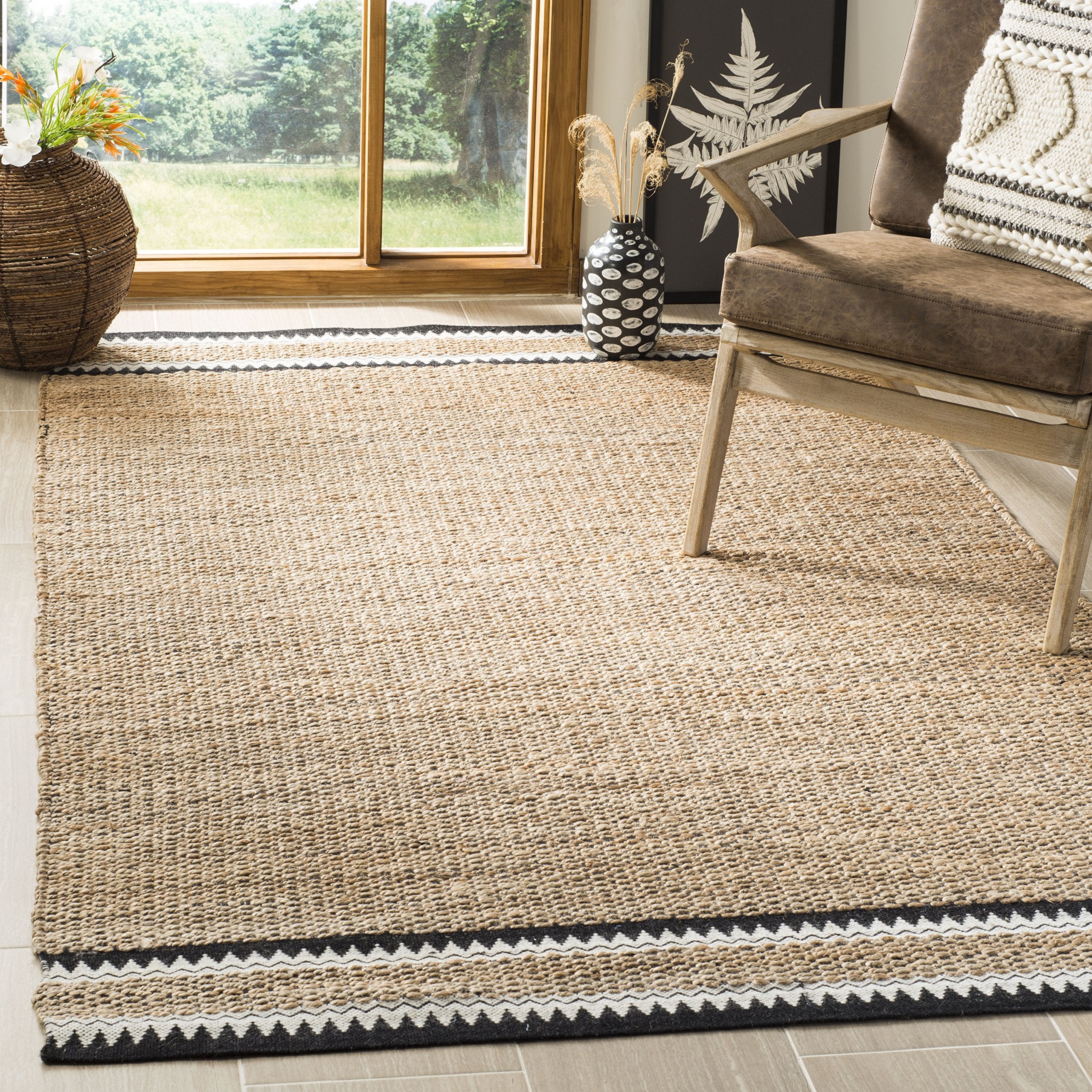 SAFAVIEH Natural Fiber Collection Area Rug - 6 Square, Natural & Black, Handmade Farmhouse Boho Coastal Rustic Jute, Ideal for 