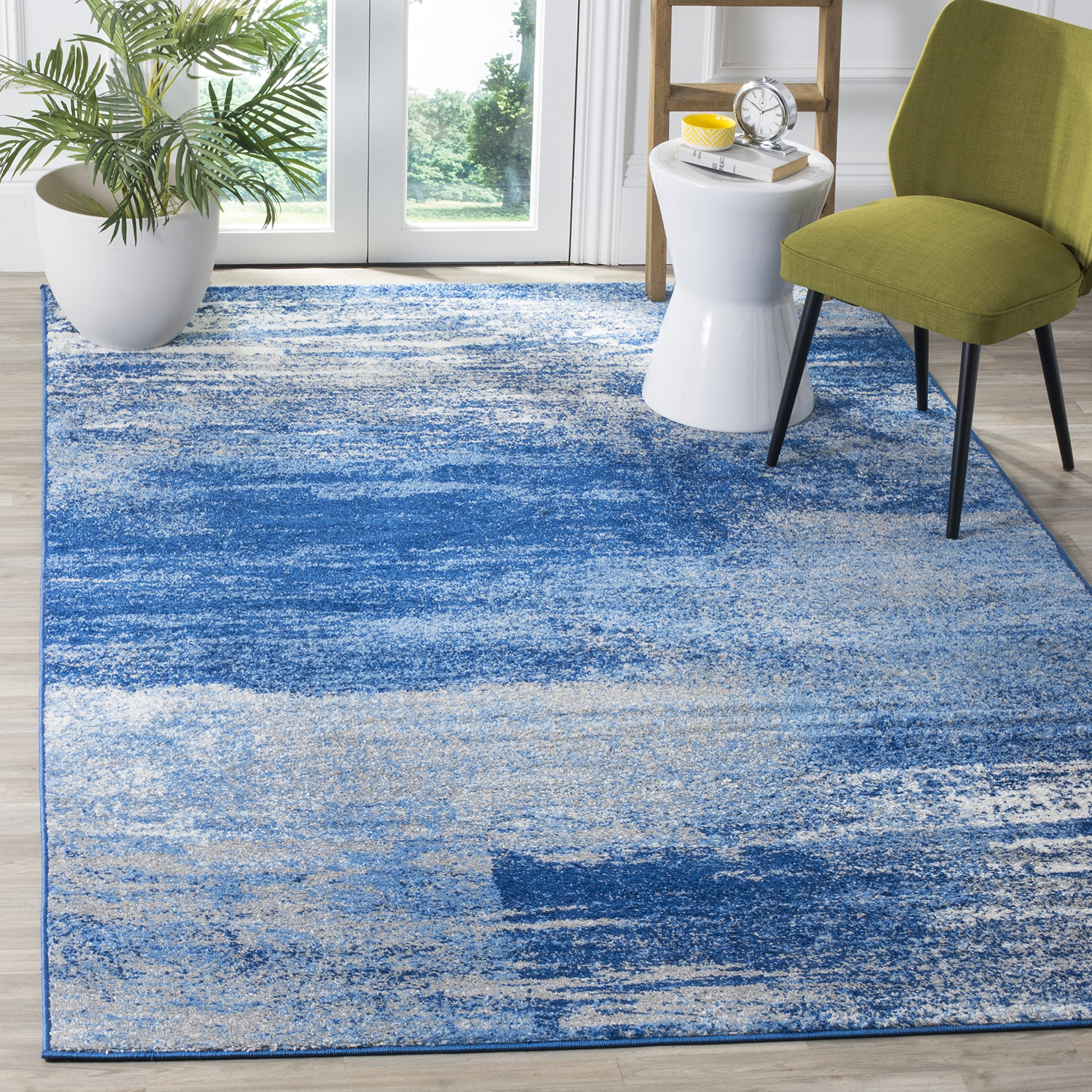 SAFAVIEH Adirondack Collection 11 Square Silver/Black ADR112A Modern Abstract Non-Shedding Living Room Dining Bedroom Area Rug