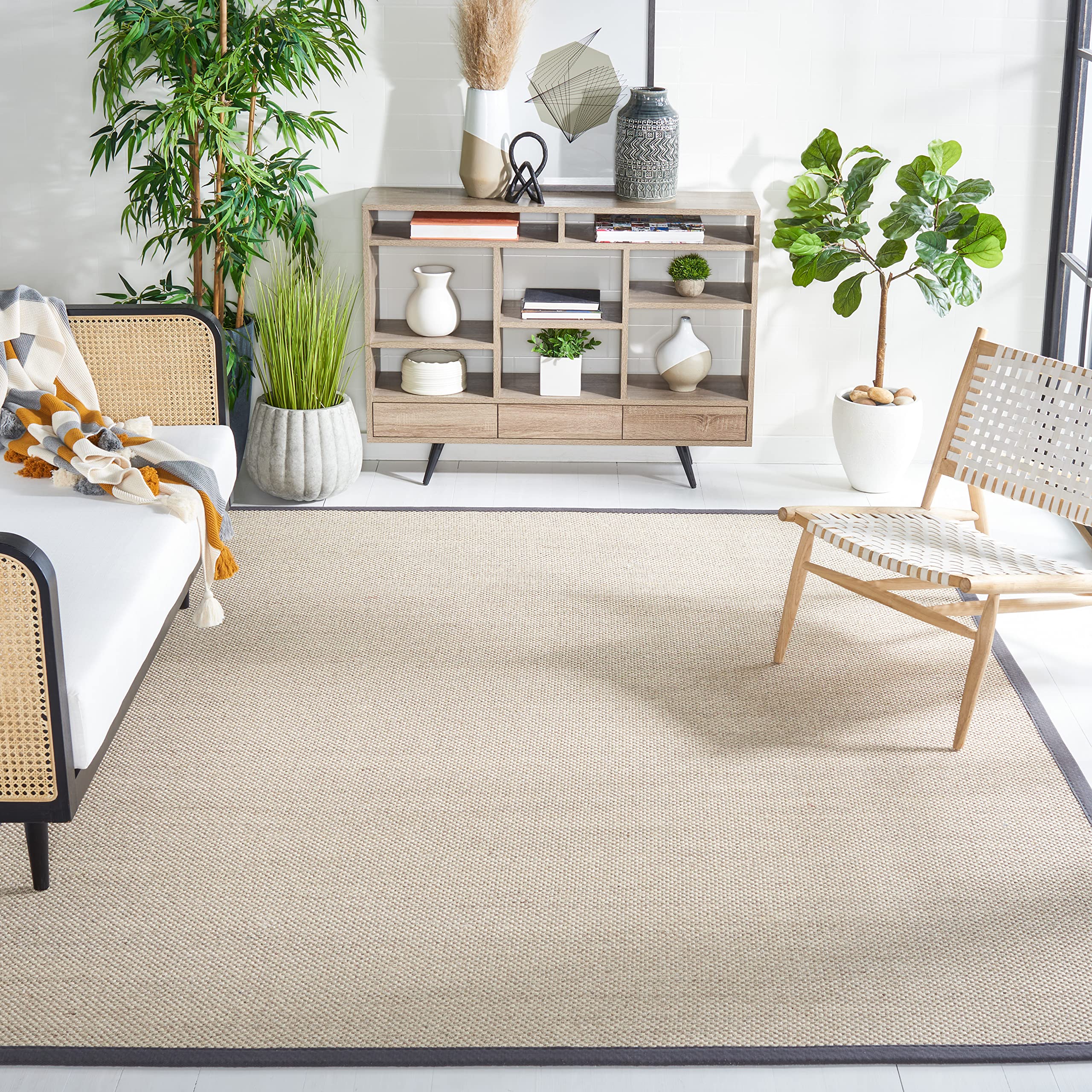 SAFAVIEH Natural Fiber Collection Area Rug - 9 x 12, Marble & Black, Border Sisal Design, Easy Care, Ideal for High Traffic Ar