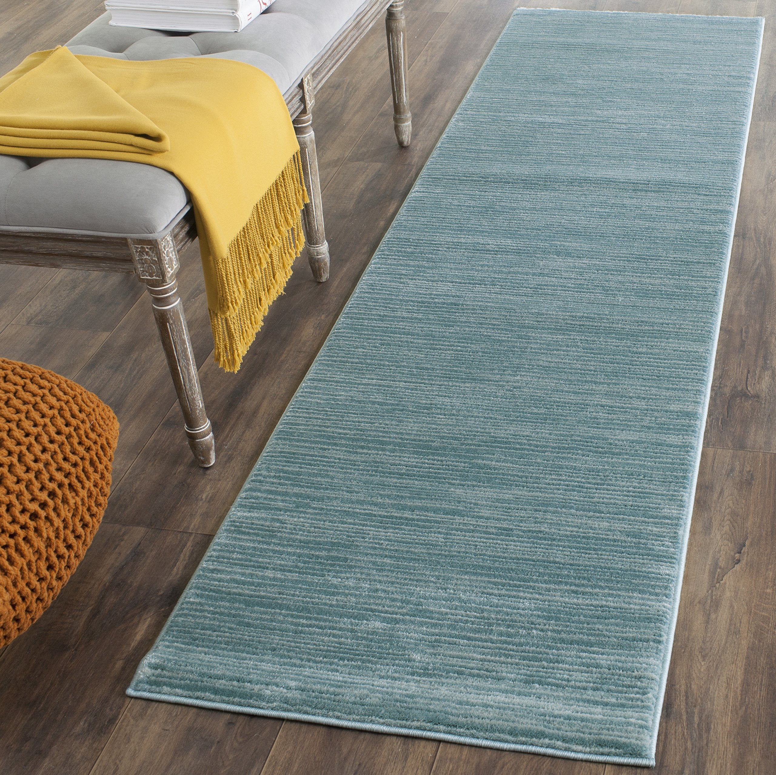 SAFAVIEH Vision Collection Accent Rug - 3 x 5, Aqua, Modern Ombre Tonal Chic Design, Non-Shedding & Easy Care, Ideal for High 