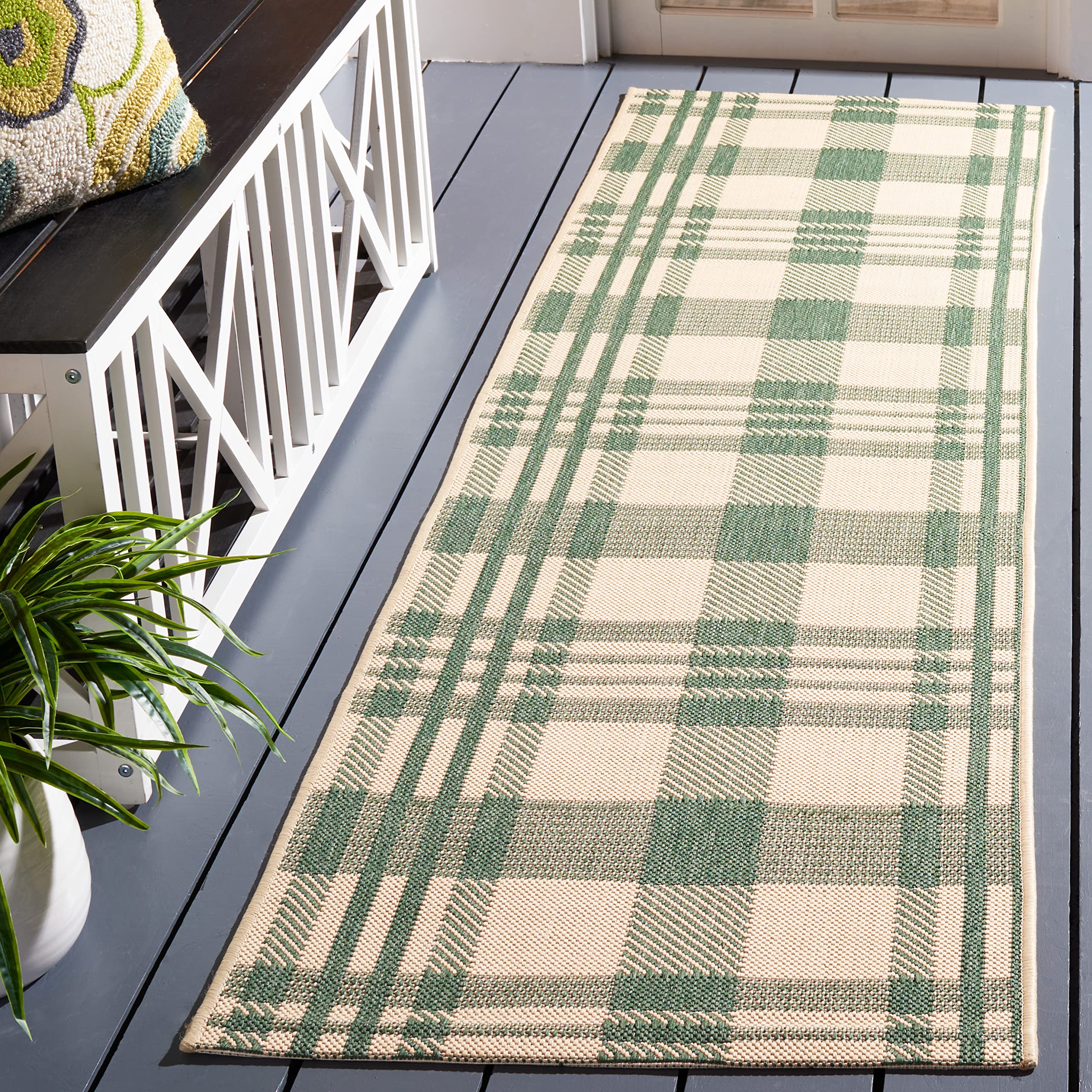 SAFAVIEH Courtyard Collection Runner Rug - 23 x 22, Green & Beige, Non-Shedding & Easy Care, Indoor/Outdoor & Washable-Ideal f