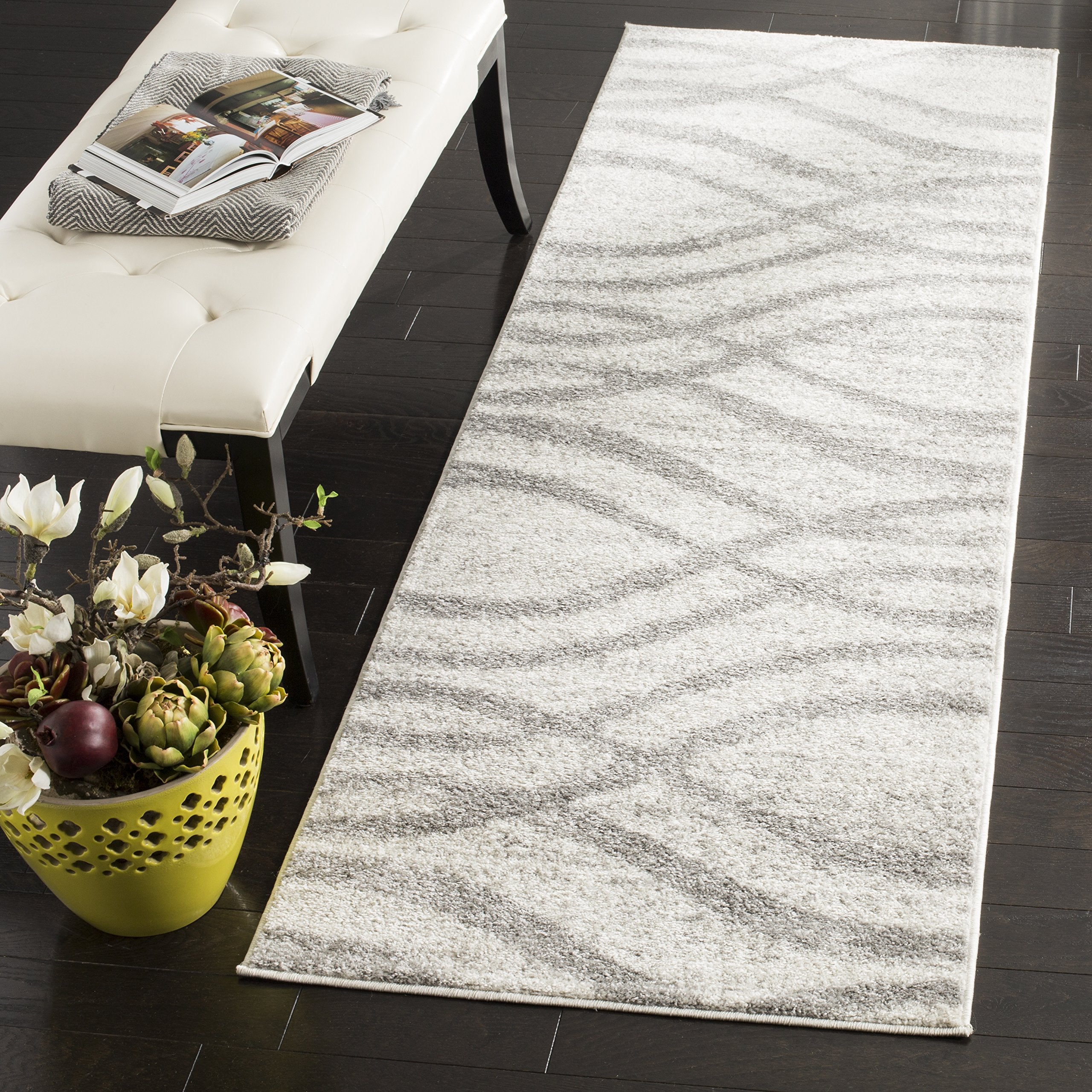 SAFAVIEH Adirondack Collection Runner - 26 x 20, Grey & Cream, Modern Wave Distressed Design, Non-Shedding & Easy Care, Ideal 