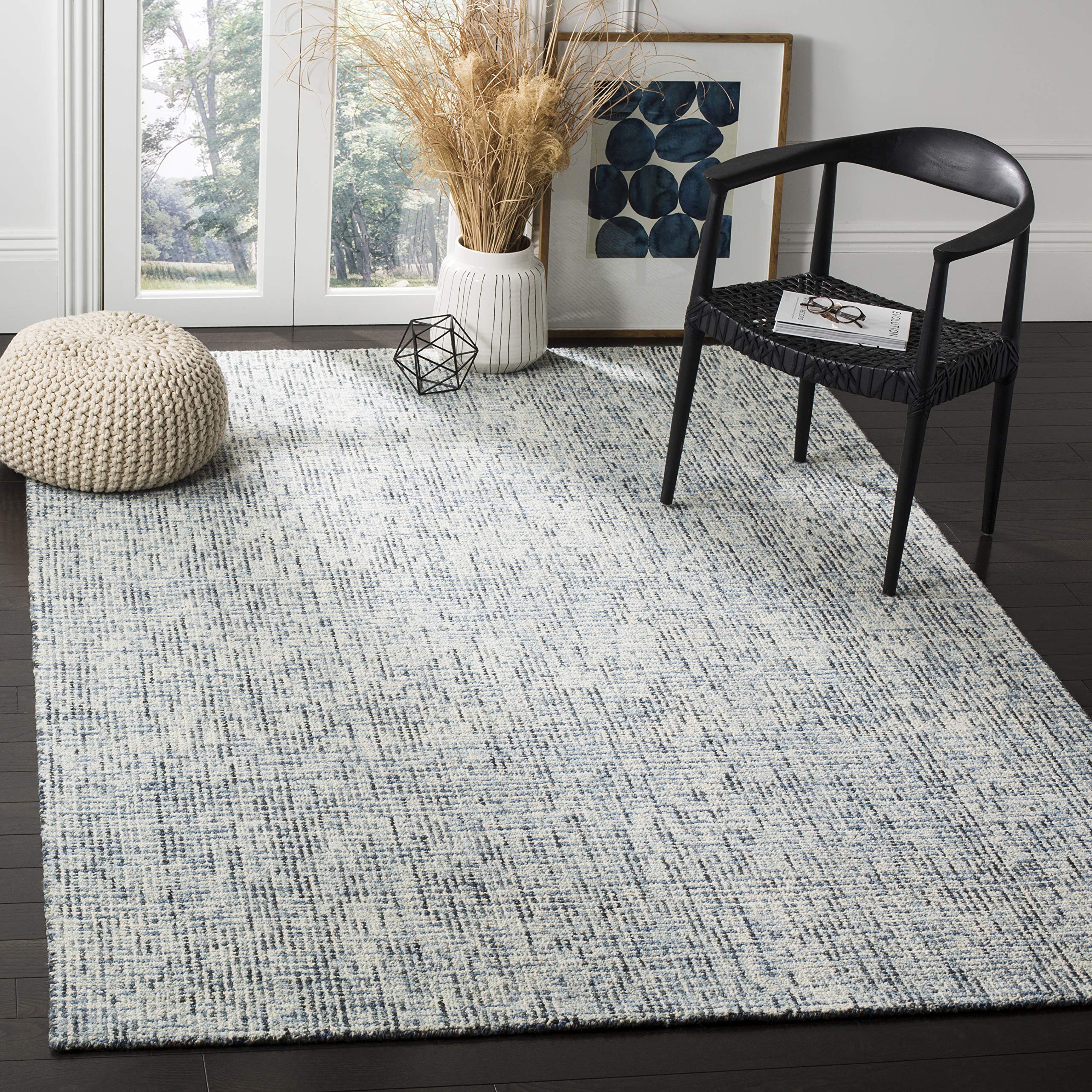 SAFAVIEH Abstract Collection Area Rug - 6 x 9, Blue & Charcoal, Handmade Wool, Ideal for High Traffic Areas in Living Room, Be