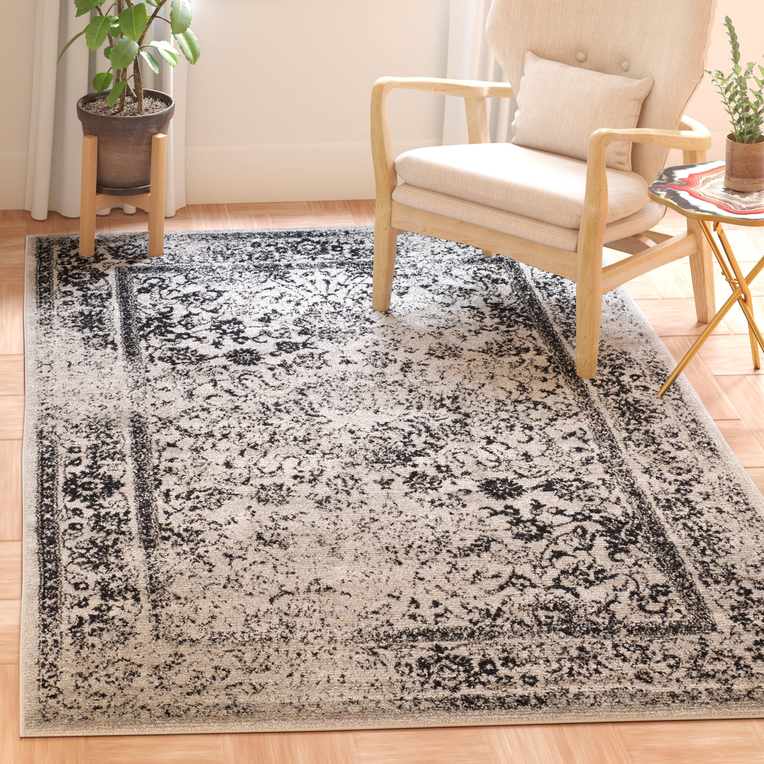 SAFAVIEH Adirondack Collection Accent Rug - 4 x 6, Grey & Black, Oriental Distressed Design, Non-Shedding & Easy Care, Ideal f