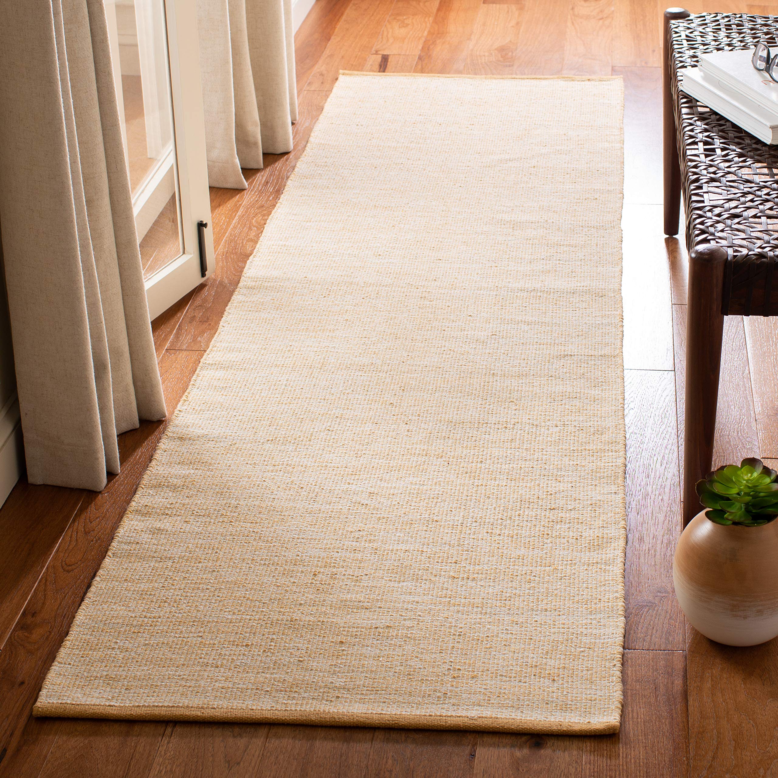 SAFAVIEH Montauk Collection Runner Rug - 23 x 8, Gold, Handmade Flat Weave Cotton, Ideal for High Traffic Areas in Living Room