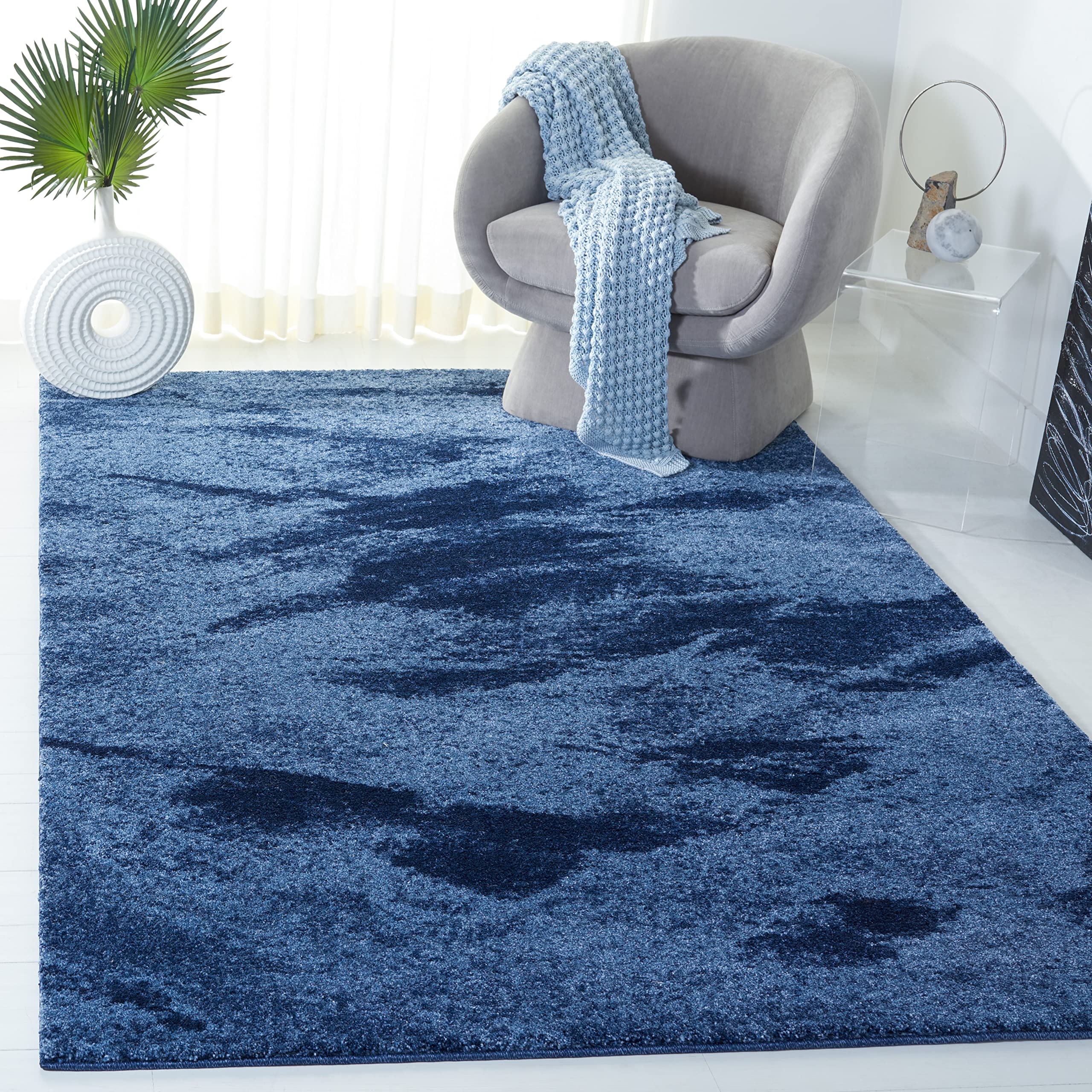 SAFAVIEH Retro Collection Accent Rug - 4 x 6, Light Blue & Blue, Modern Abstract Design, Non-Shedding & Easy Care, Ideal for H