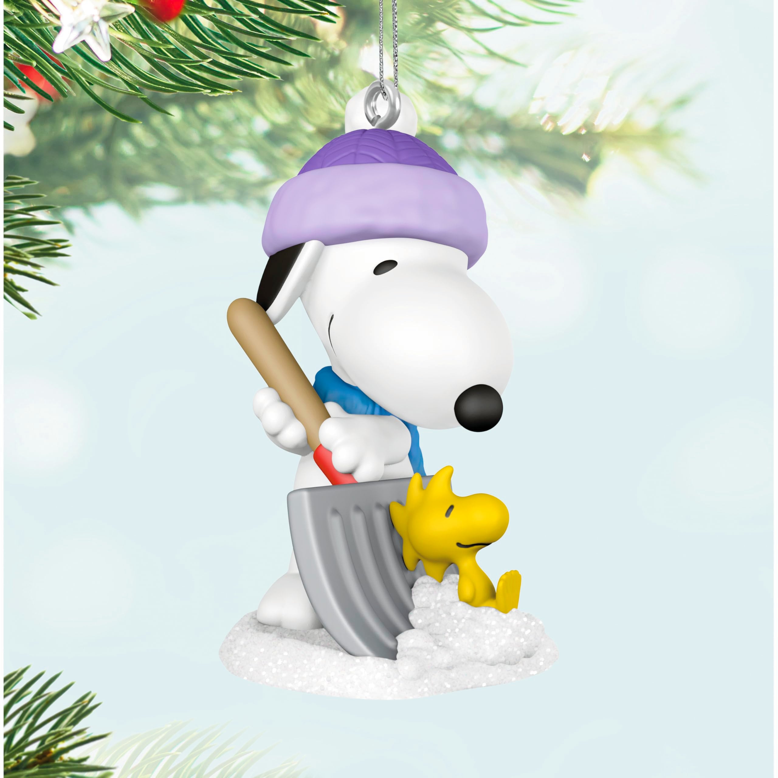 Hallmark Keepsake 1 Mini Christmas Ornament 2025, Peanuts Winter Fun with Snoopy, Gifts for Peanuts Fans