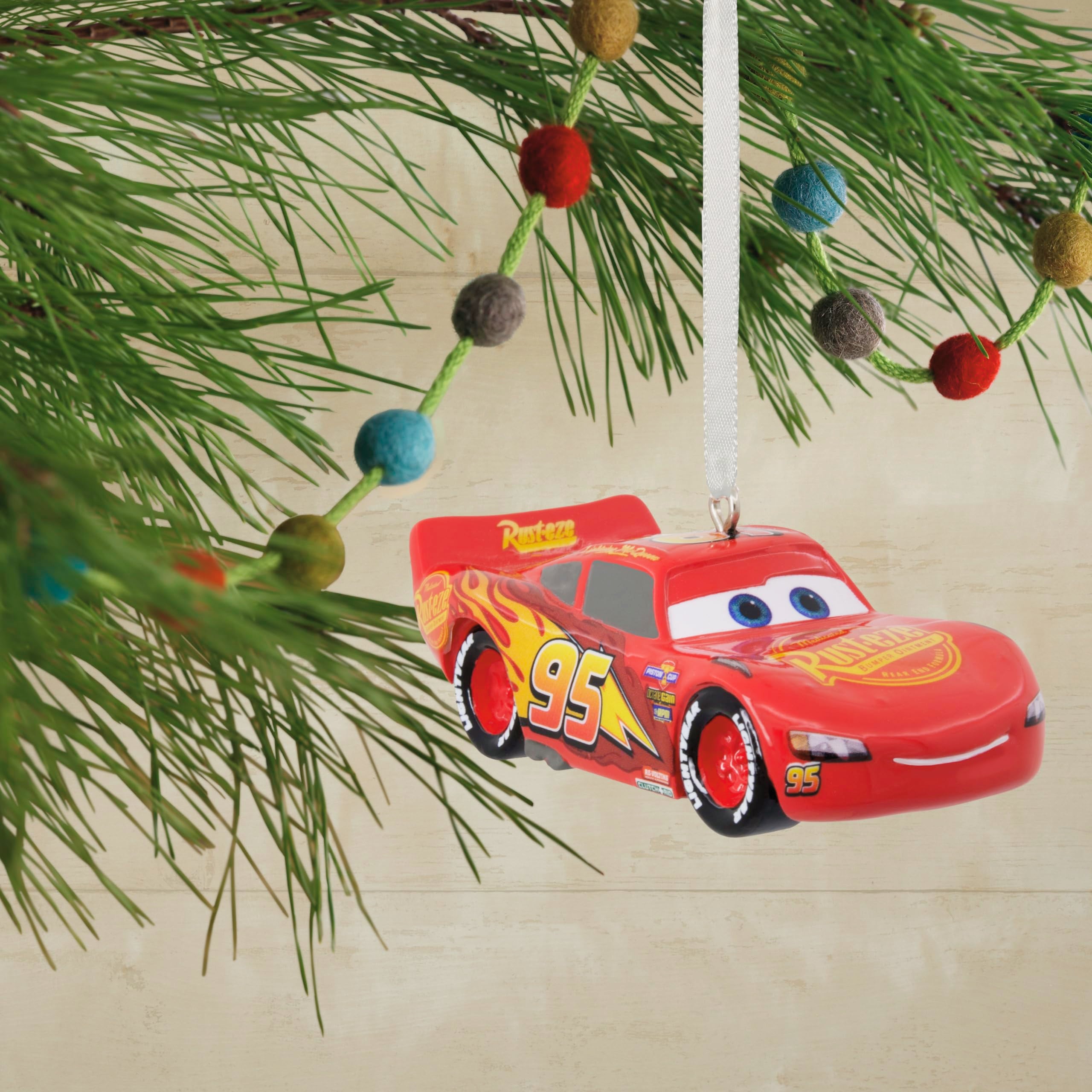Hallmark Christmas Ornament - Disney/Pixar Cars Lightning McQueen, Resin, 1.69x1.24x3.37 inches, Model 0002HCM9018, Color: Lightning