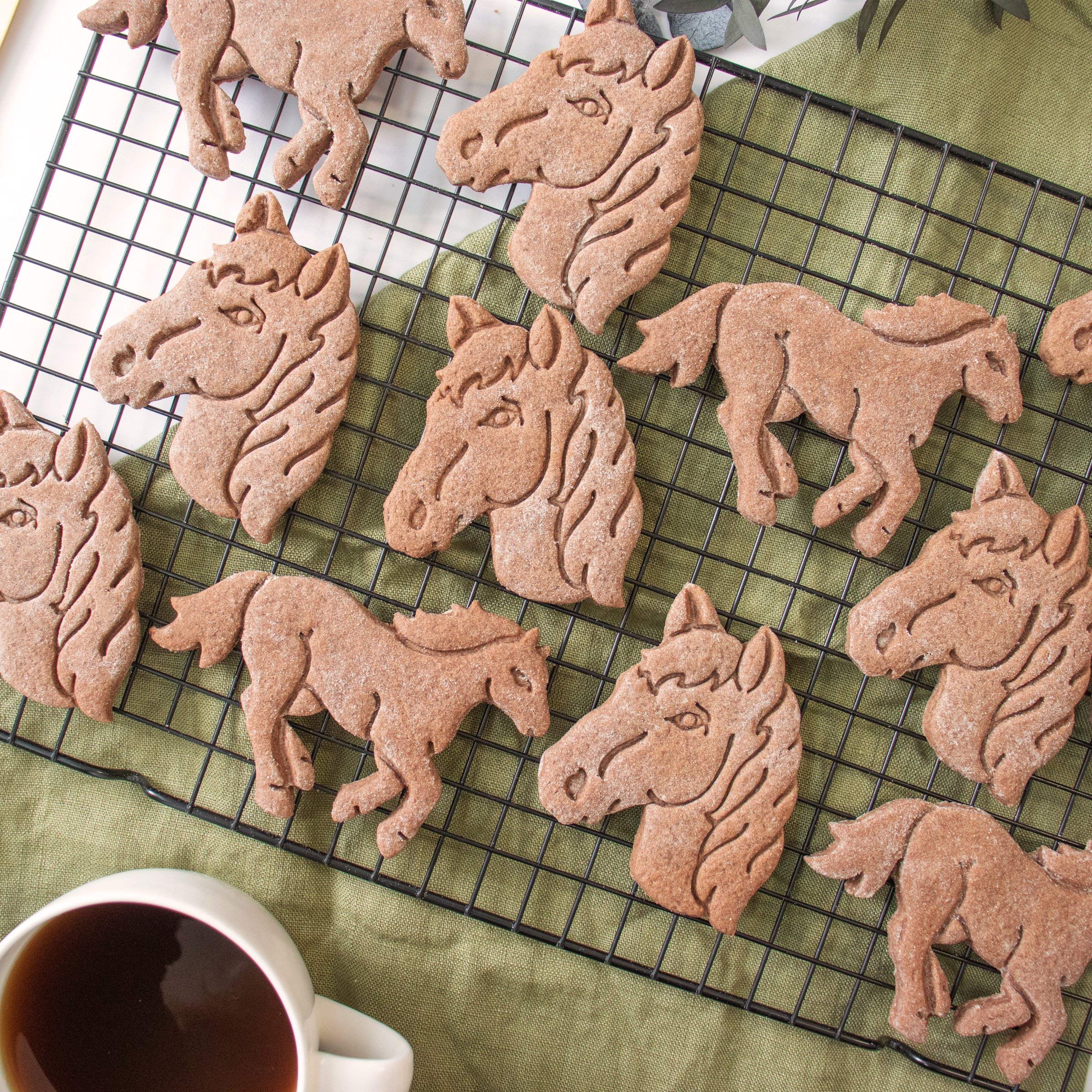 Set Of 2 Horse Cookie Cutters (Designs: Horse Head And Horse Running), 2 Pieces - Bakerlogy