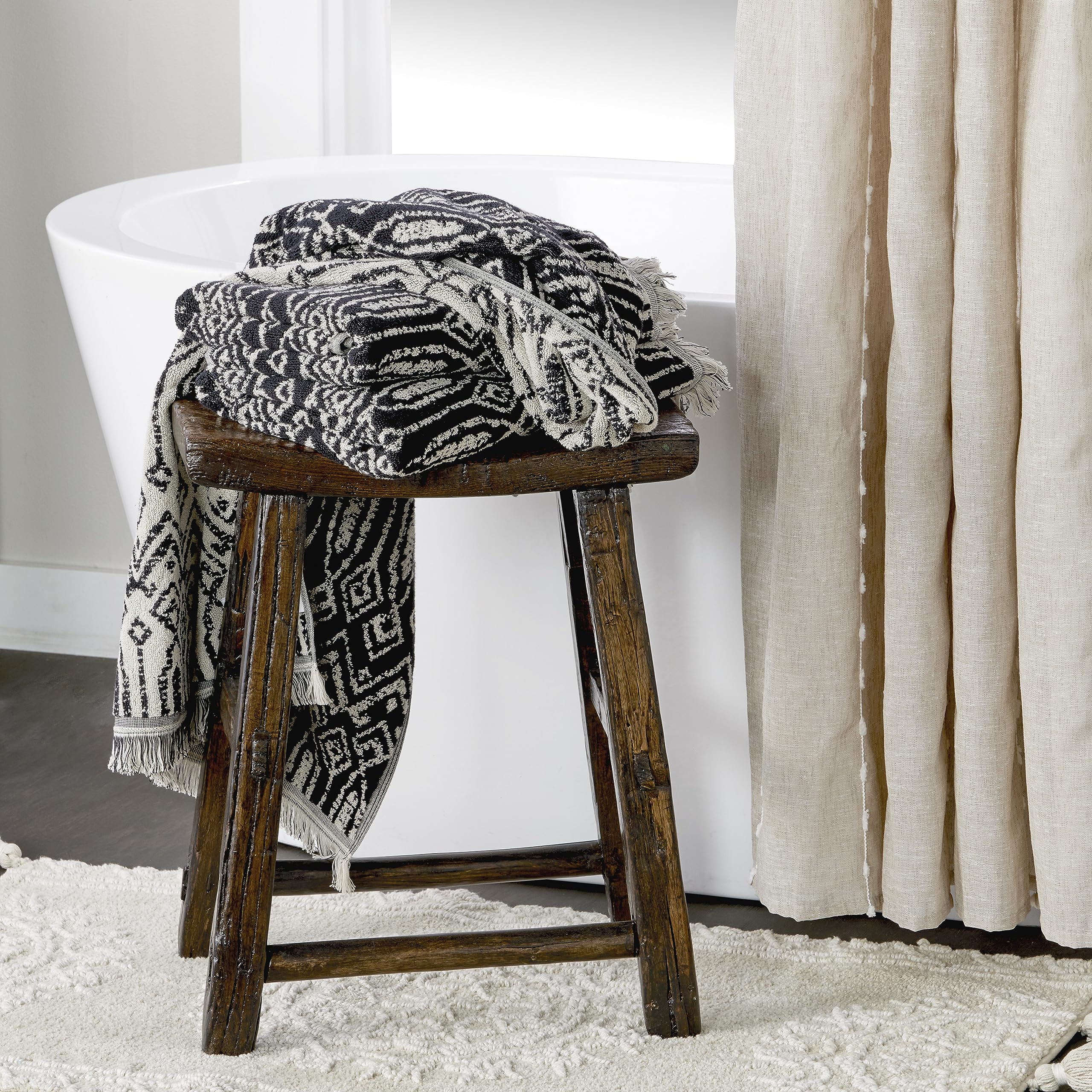 Skl Home Nador Jacquard Bath Towel, Black