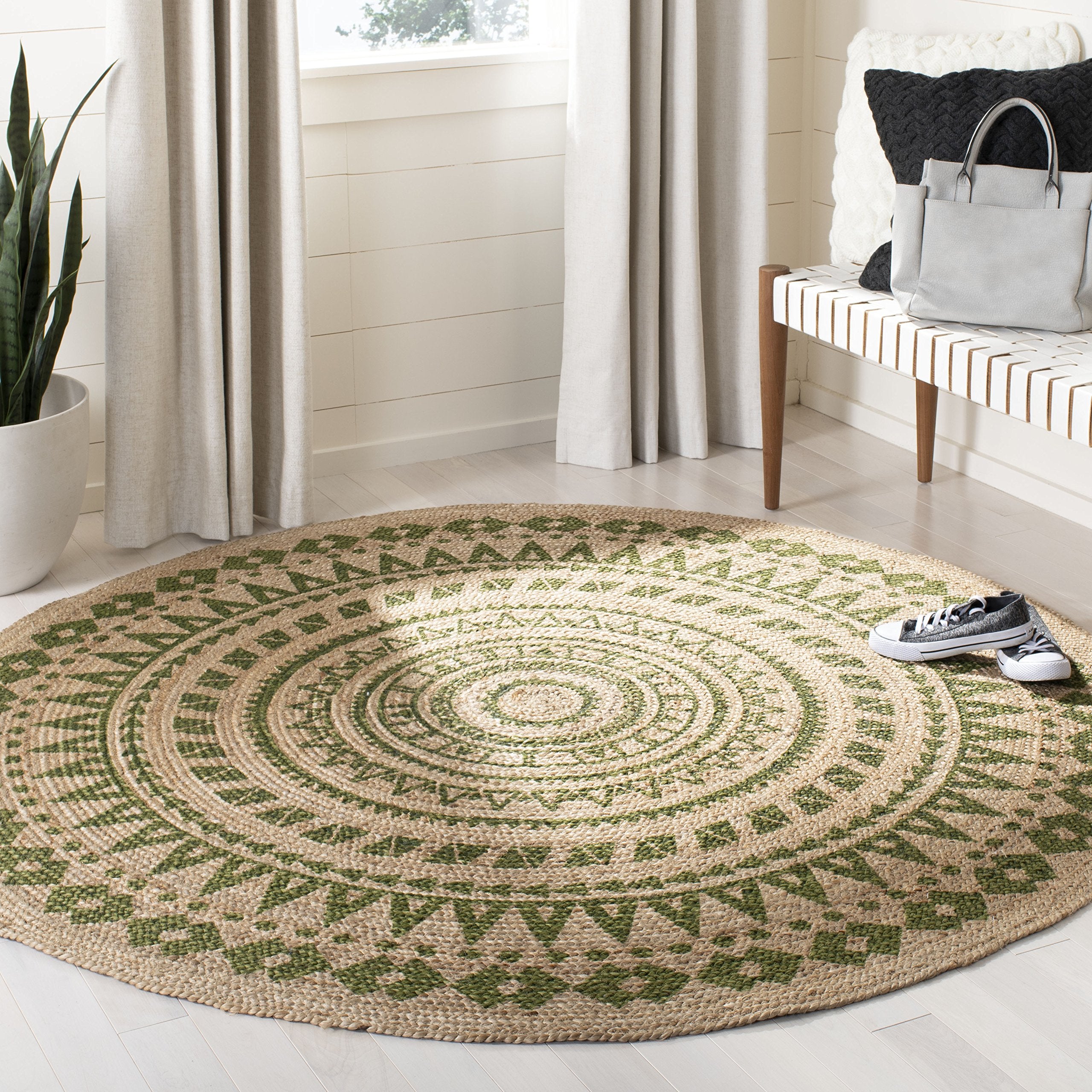 SAFAVIEH Natural Fiber Round Collection 5 Round Green NF802G Handmade Boho Mandala Braided Jute Area Rug
