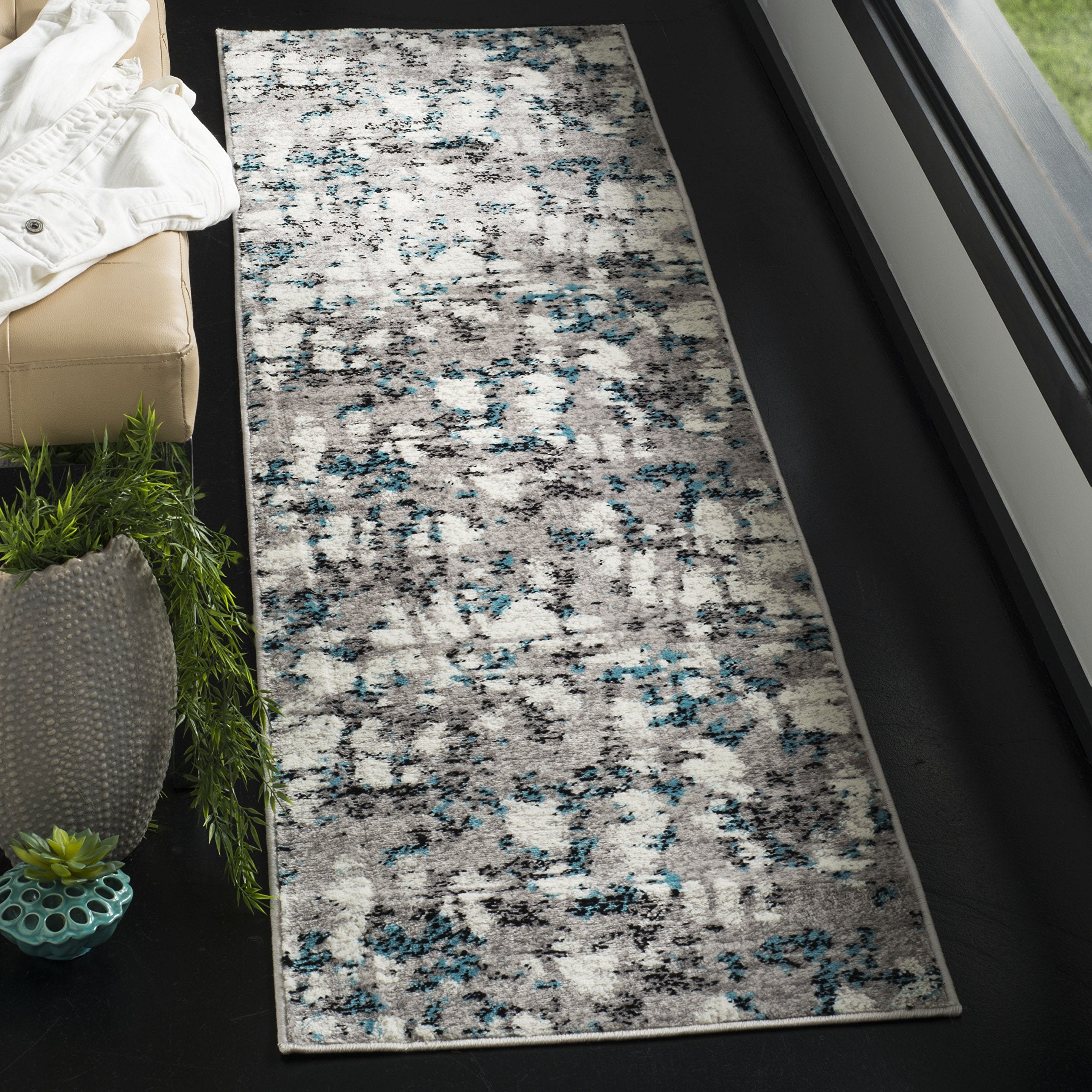 SAFAVIEH Skyler Collection 2 x 10 Grey/Blue SKY193B Modern Abstract Non-Shedding Living Room Entryway Foyer Hallway Bedroom Ru
