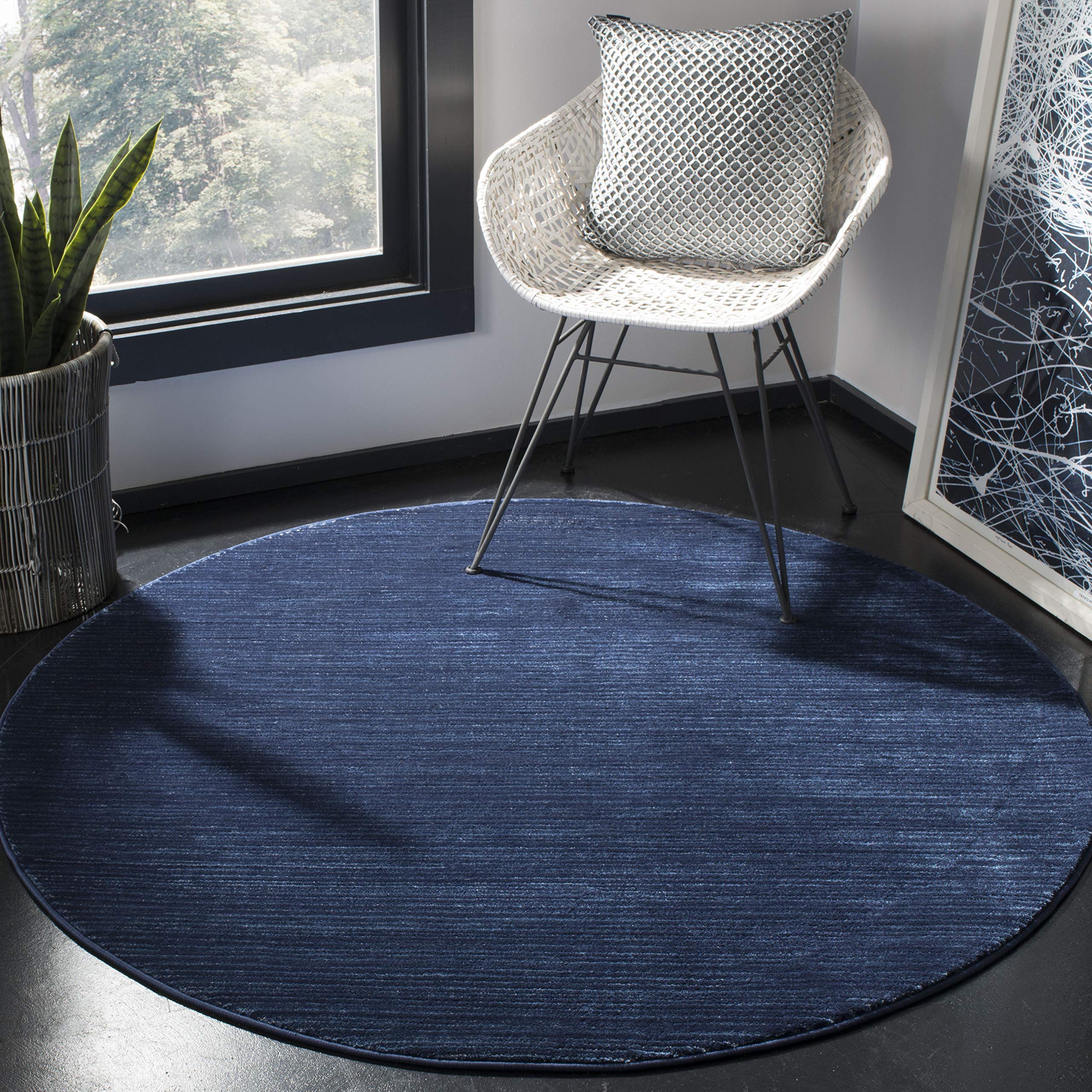SAFAVIEH Vision Collection 4 Round Navy VSN606N Modern Ombre Tonal Chic Non-Shedding Dining Room Entryway Foyer Living Room Bed