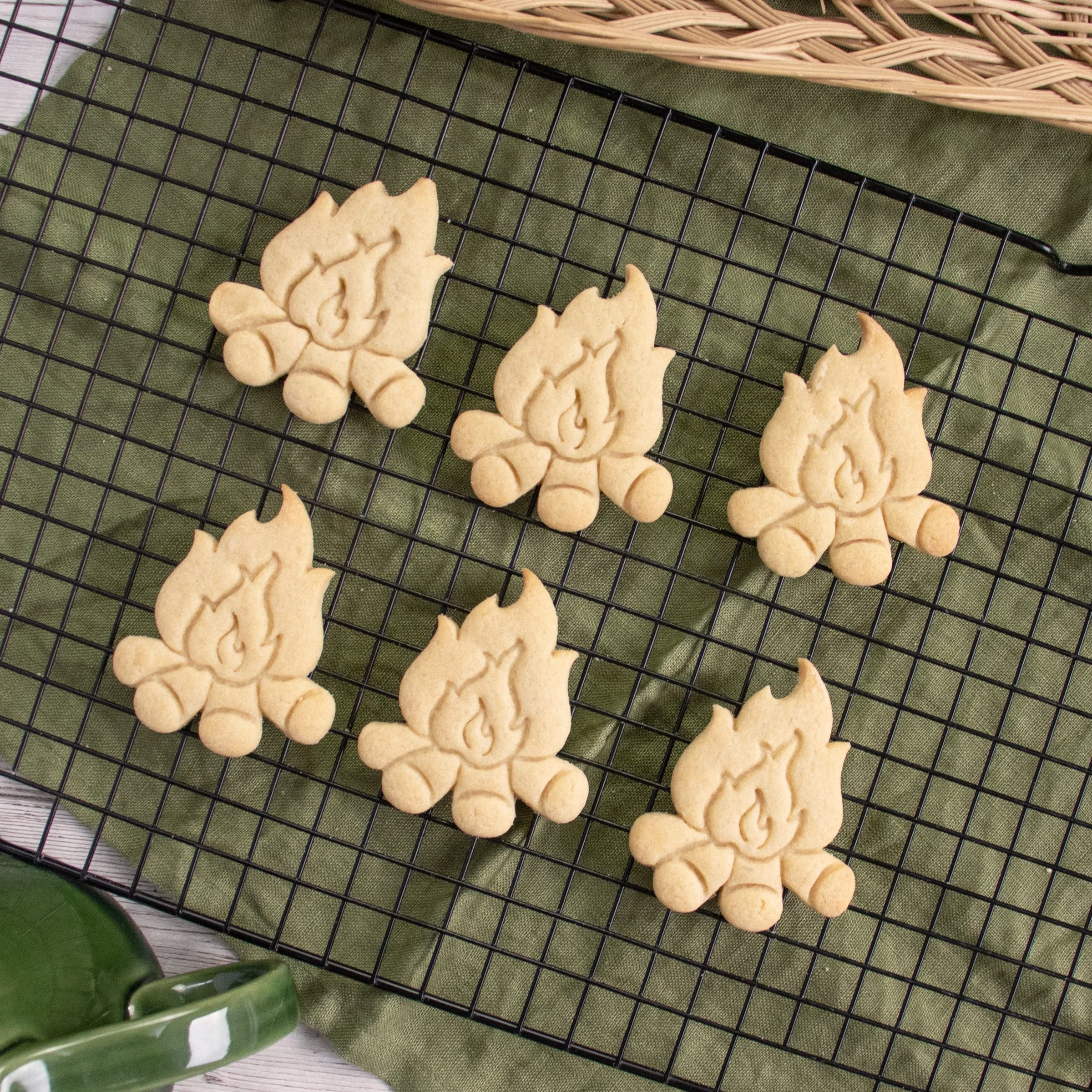Bonfire Cookie Cutter, 1 Piece - Bakerlogy